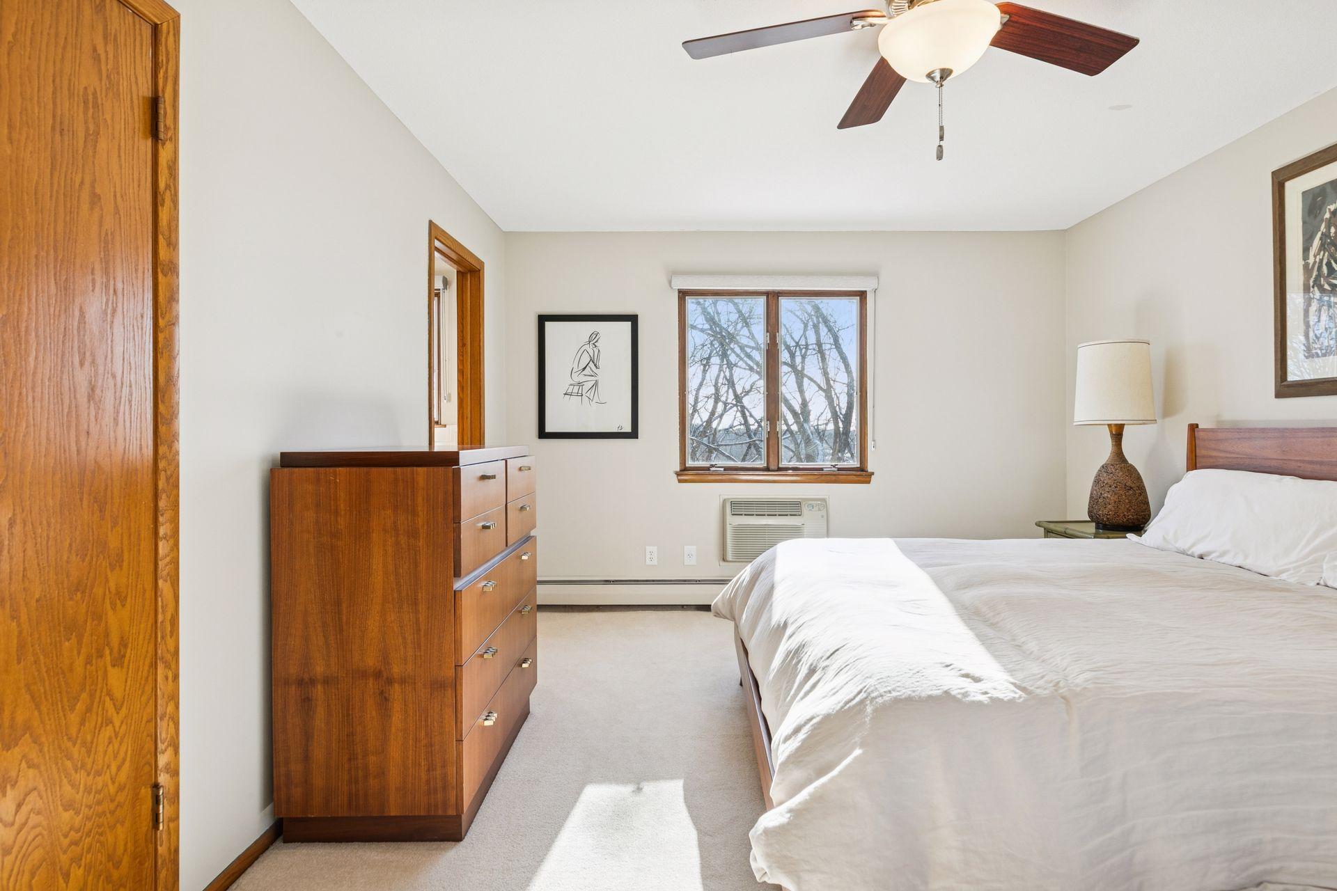 100 Imperial Drive W Unit: 404