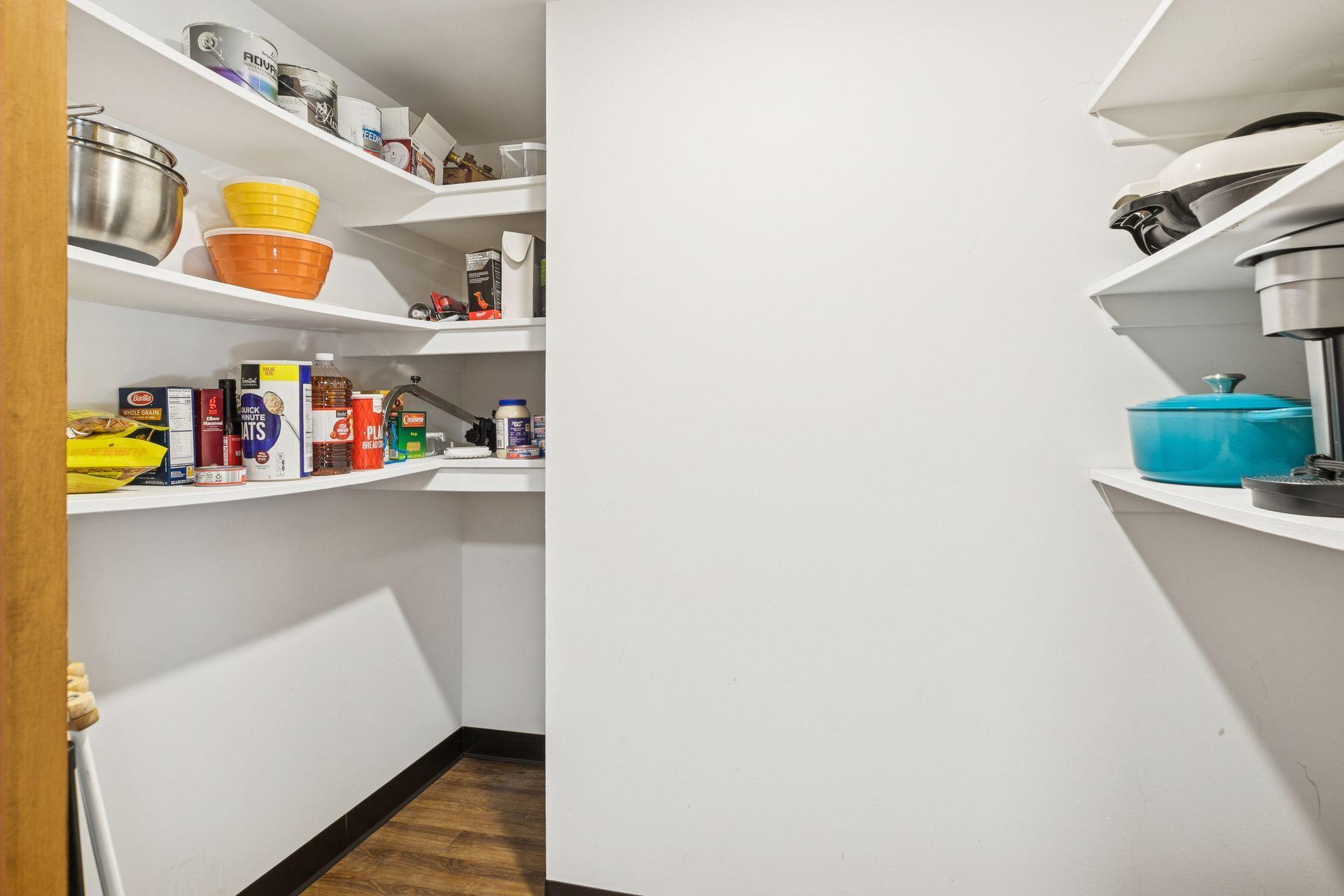 100 Imperial Drive W Unit: 404