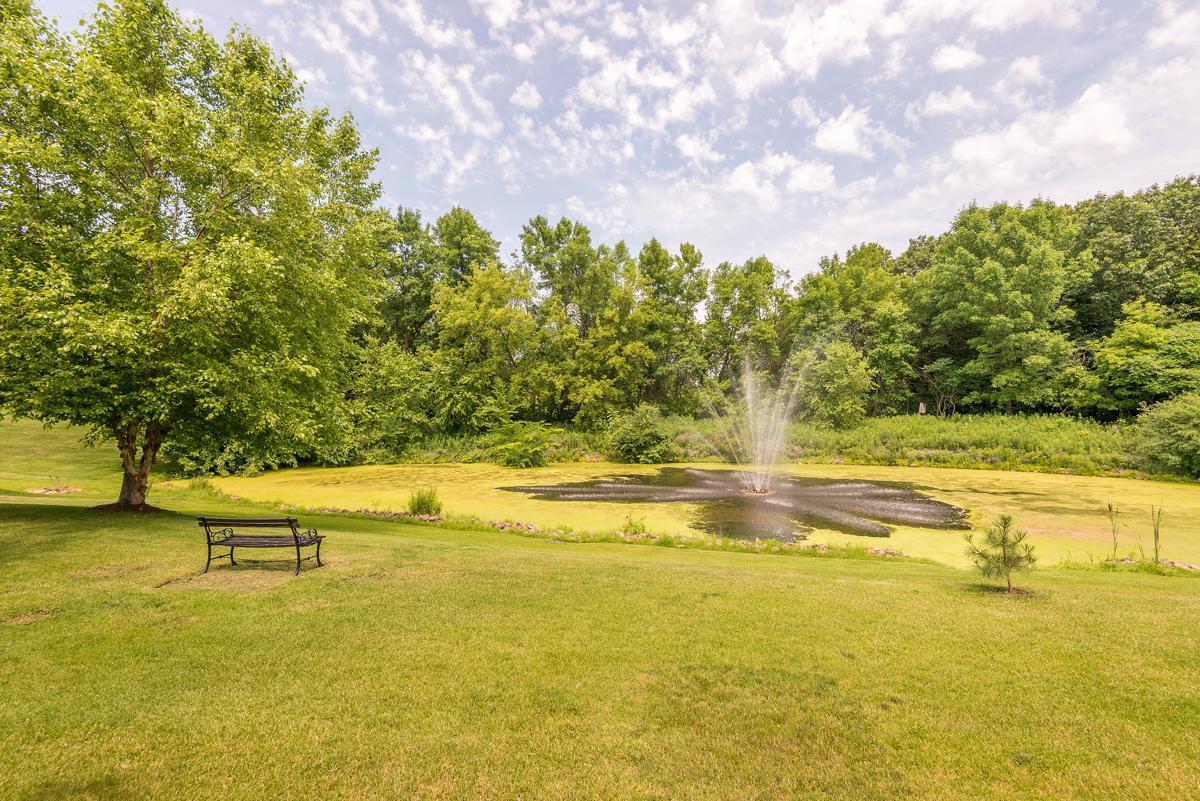 880 Vineland Court