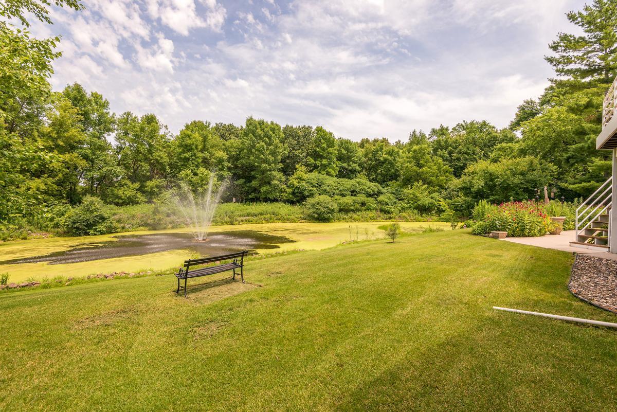 880 Vineland Court