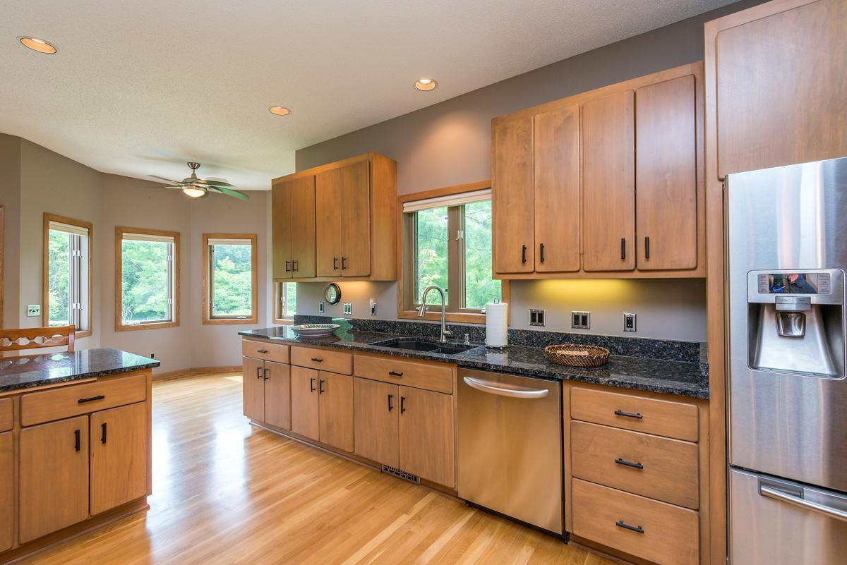 880 Vineland Court
