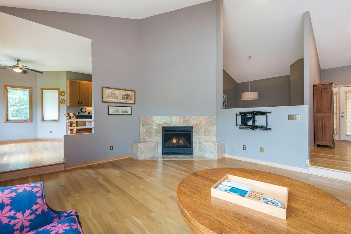 880 Vineland Court