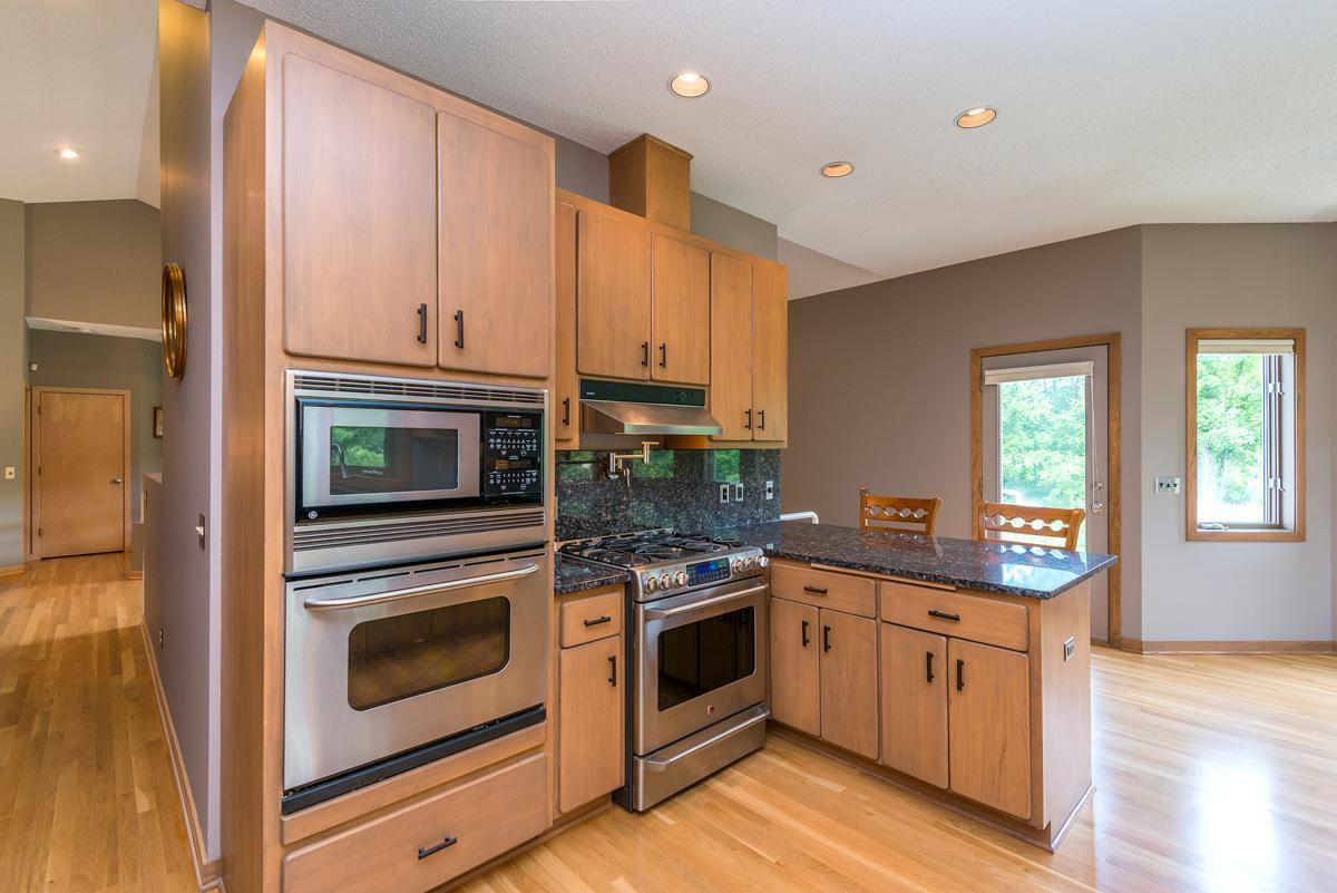 880 Vineland Court
