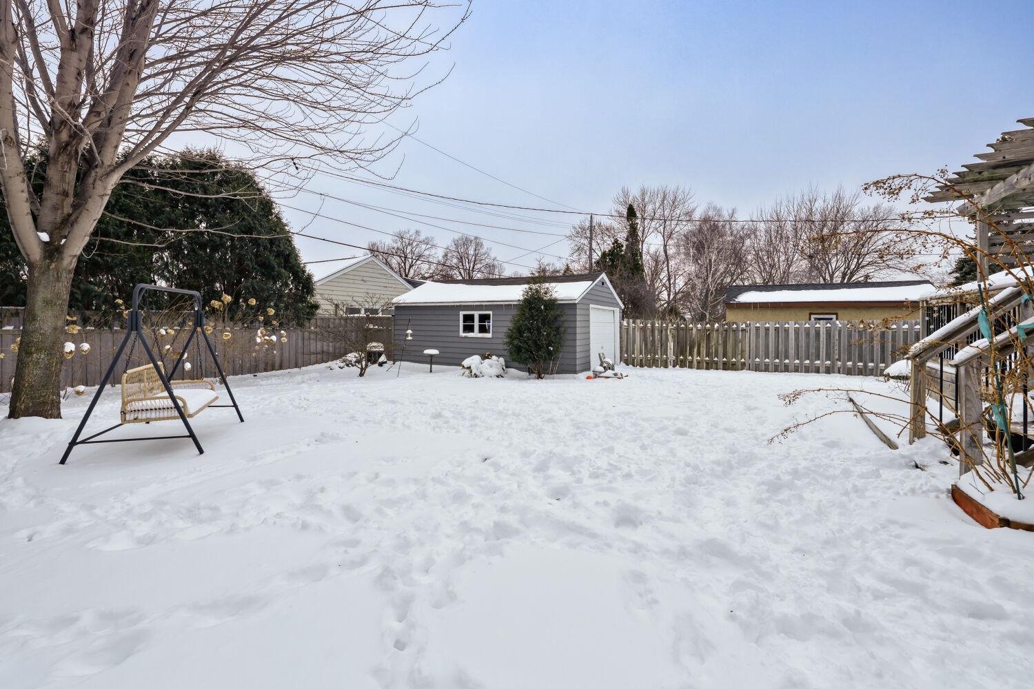 1720 Montreal Avenue