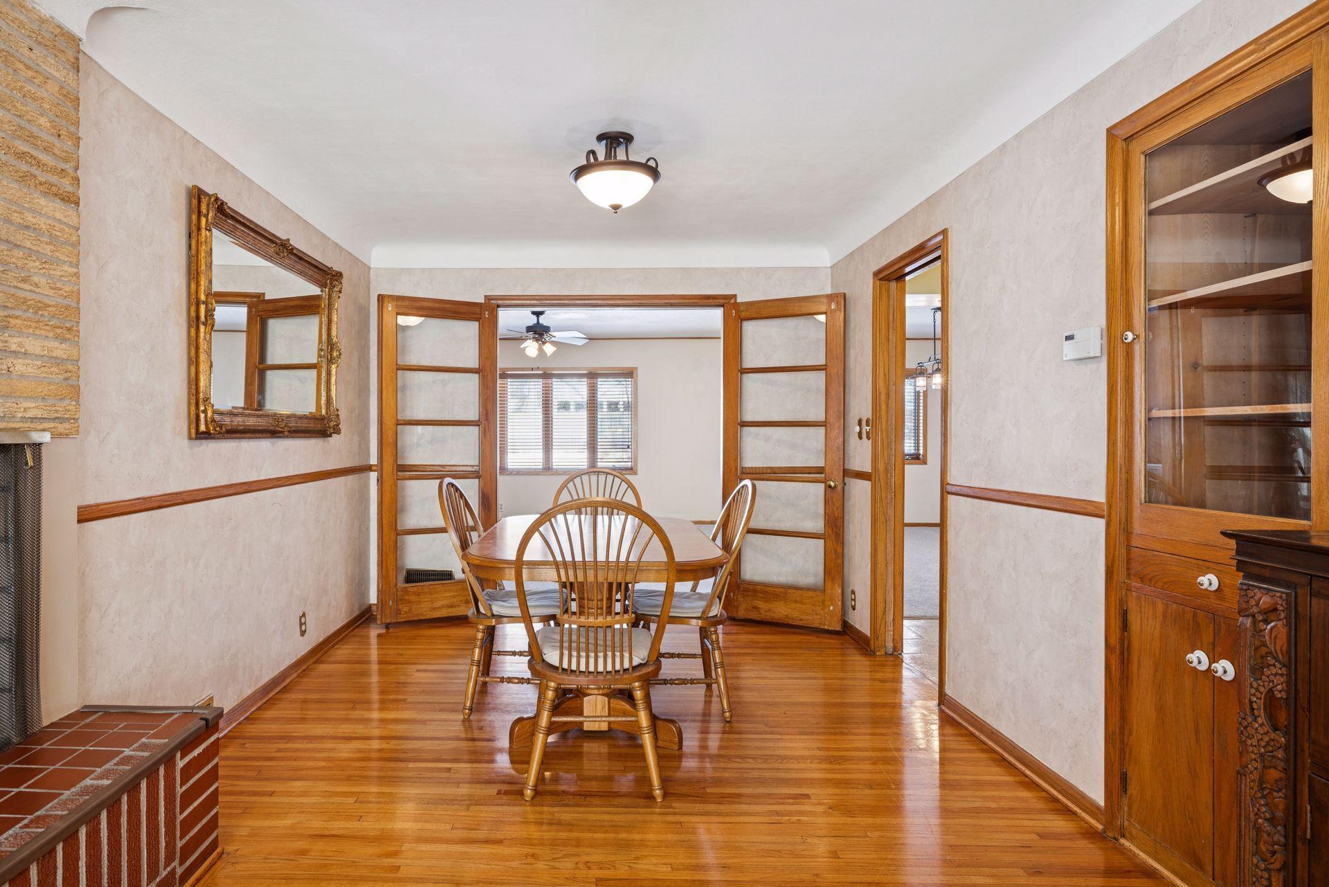 1947 Yorkshire Court