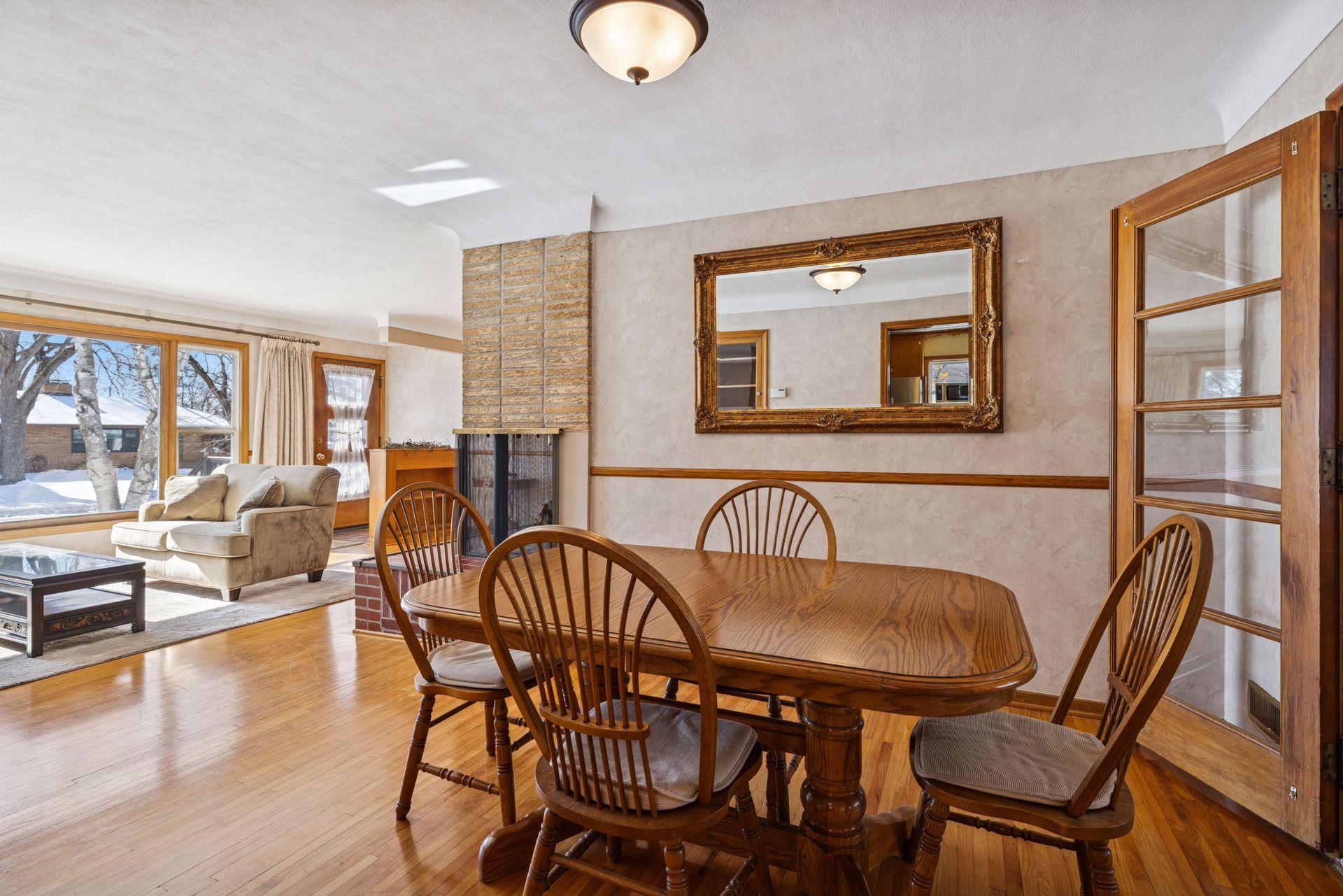 1947 Yorkshire Court