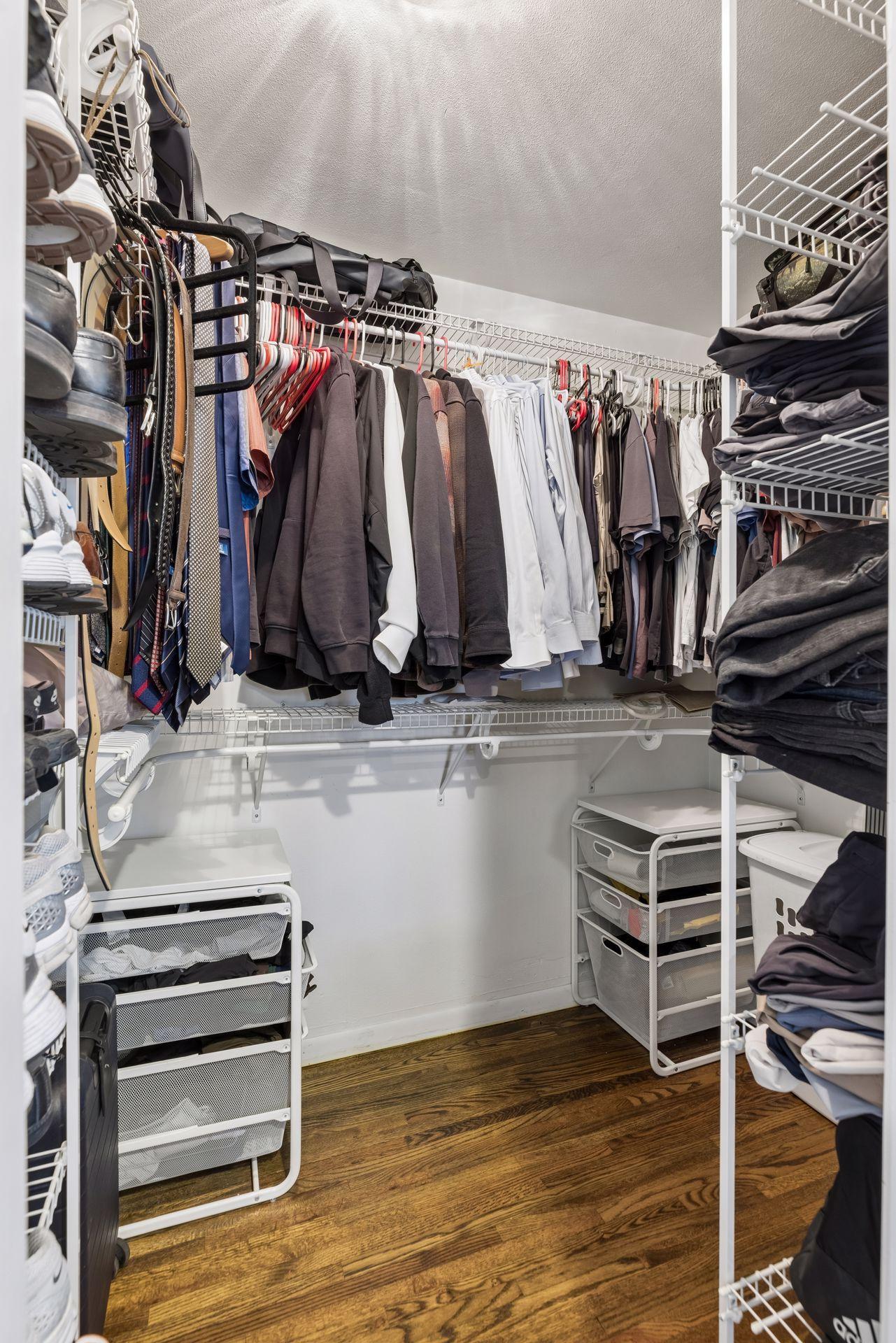 1963 Yorkshire Court