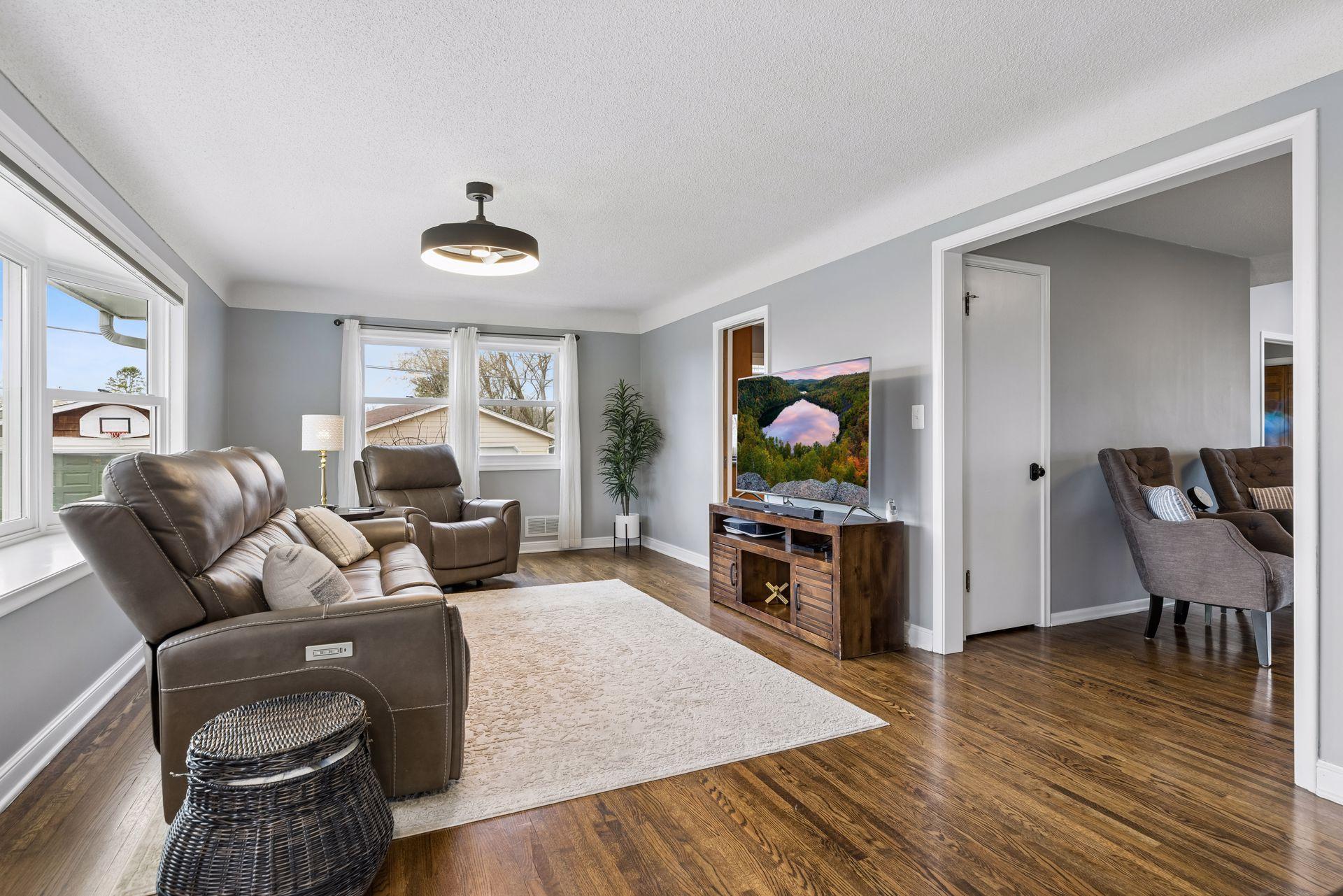 1963 Yorkshire Court