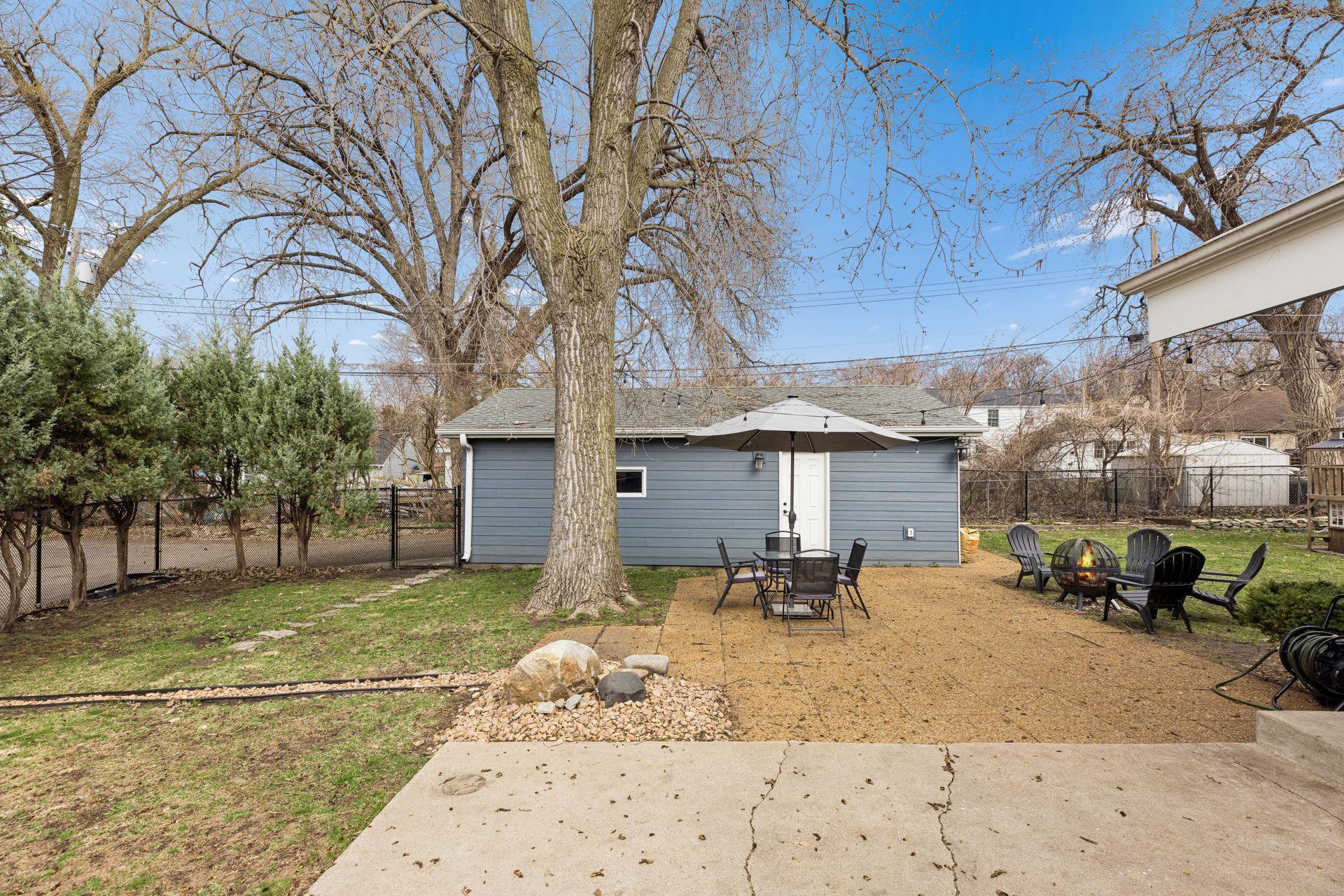 1963 Yorkshire Court