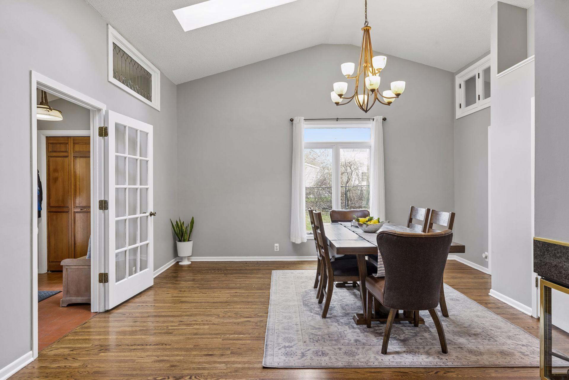 1963 Yorkshire Court