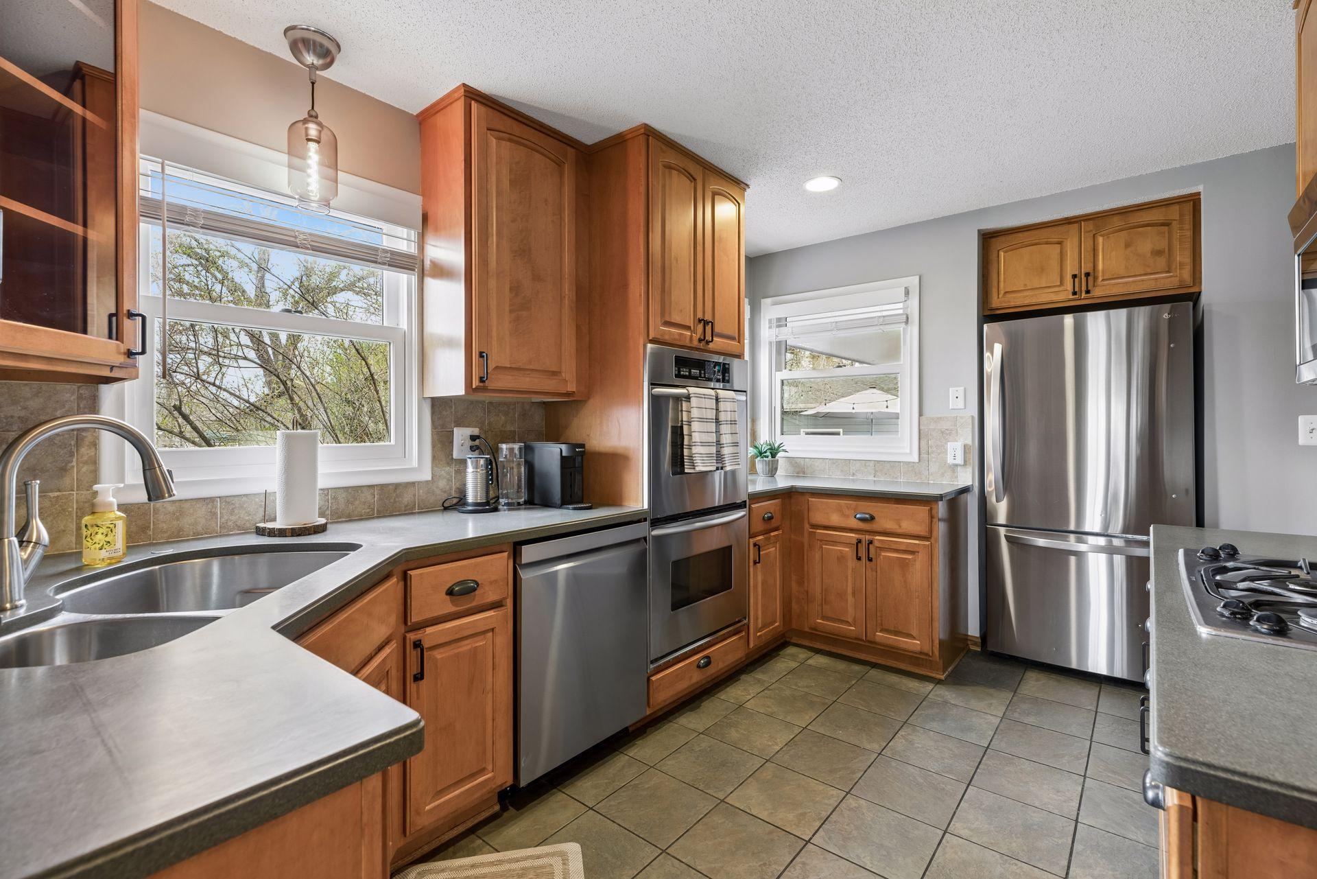 1963 Yorkshire Court