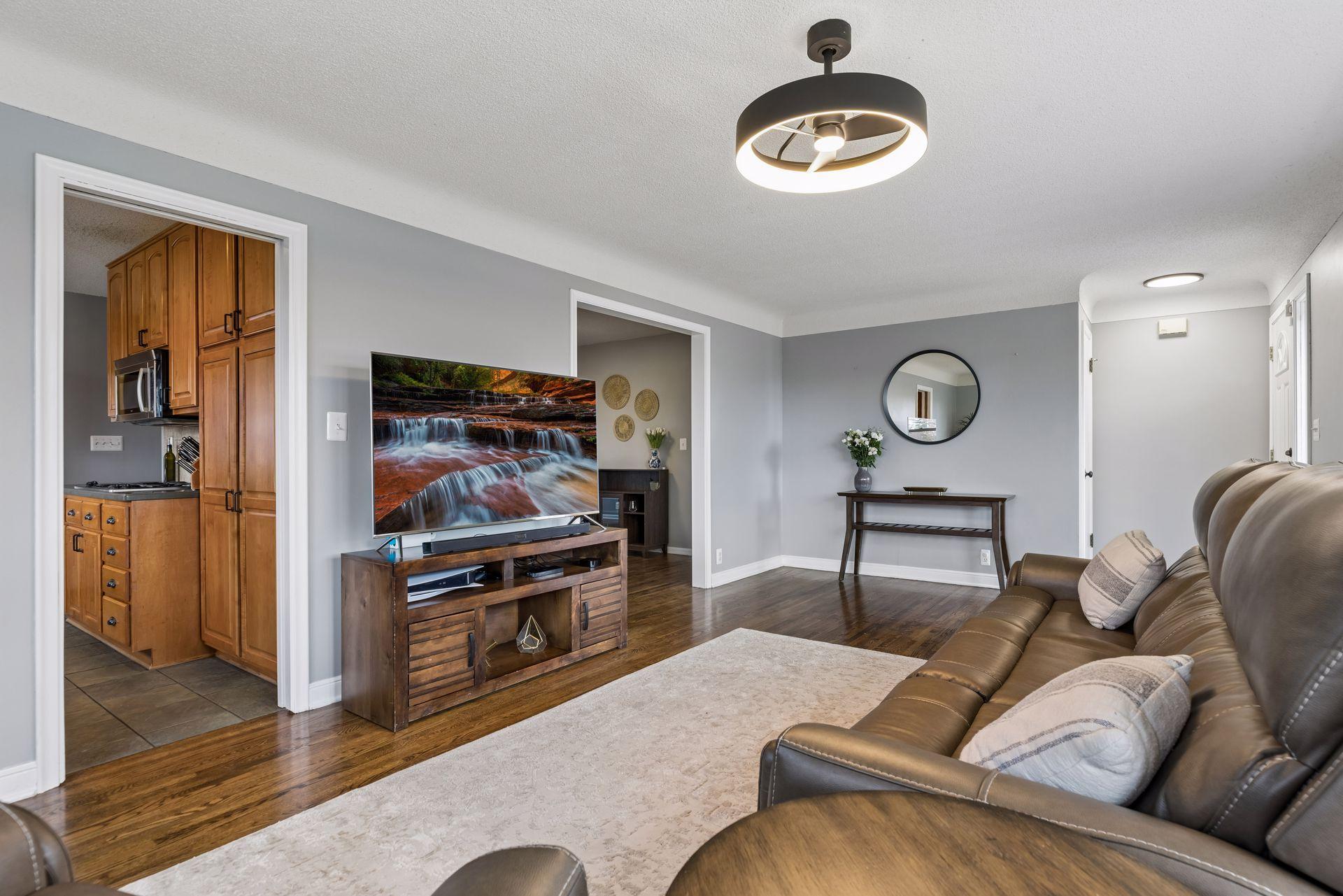 1963 Yorkshire Court