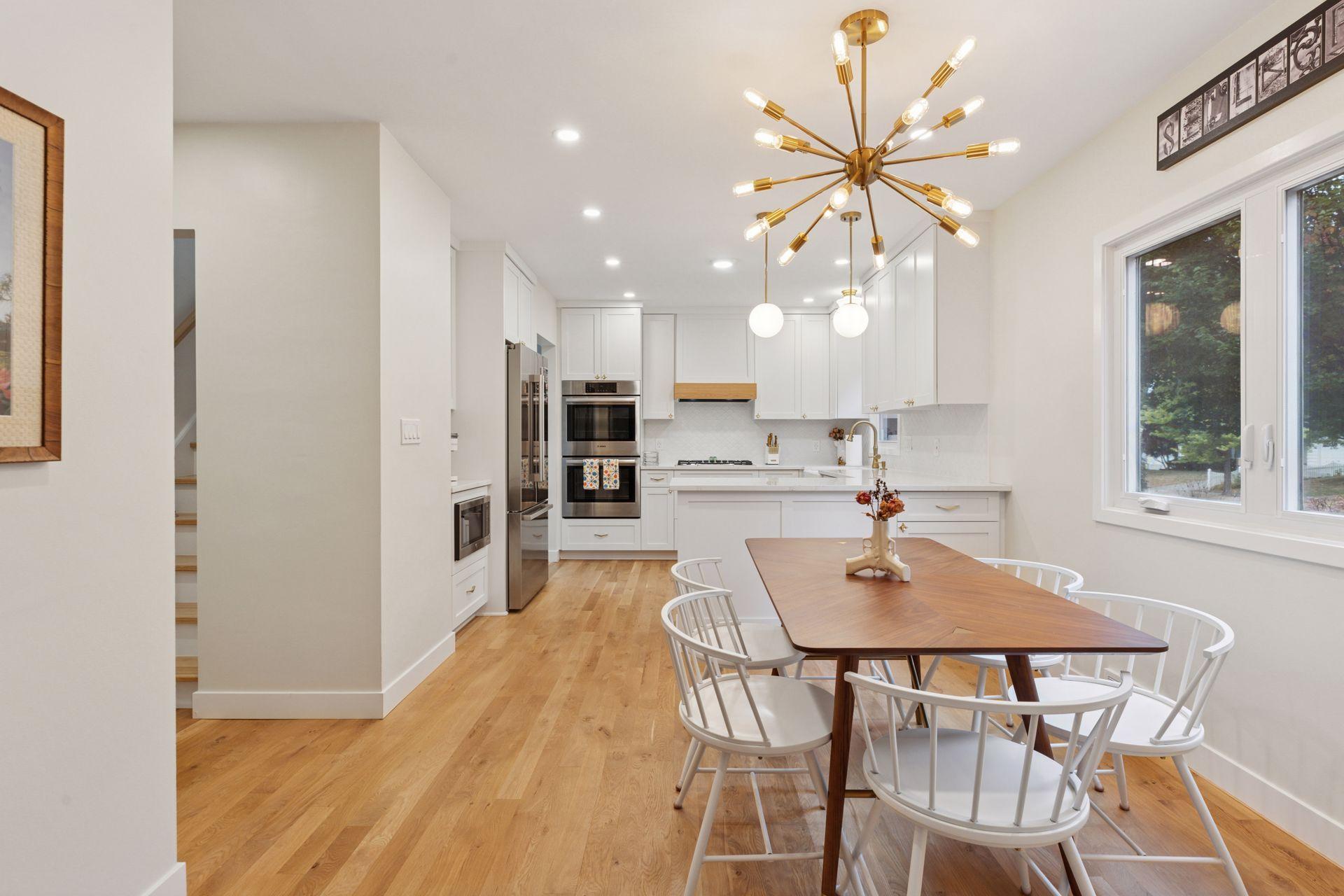 1846 Saunders Avenue