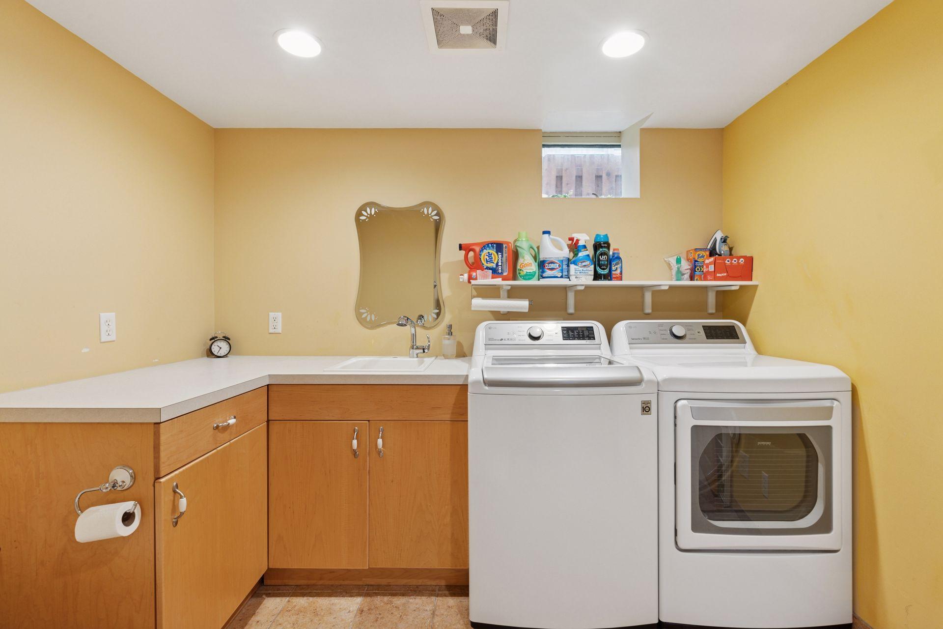 1846 Saunders Avenue