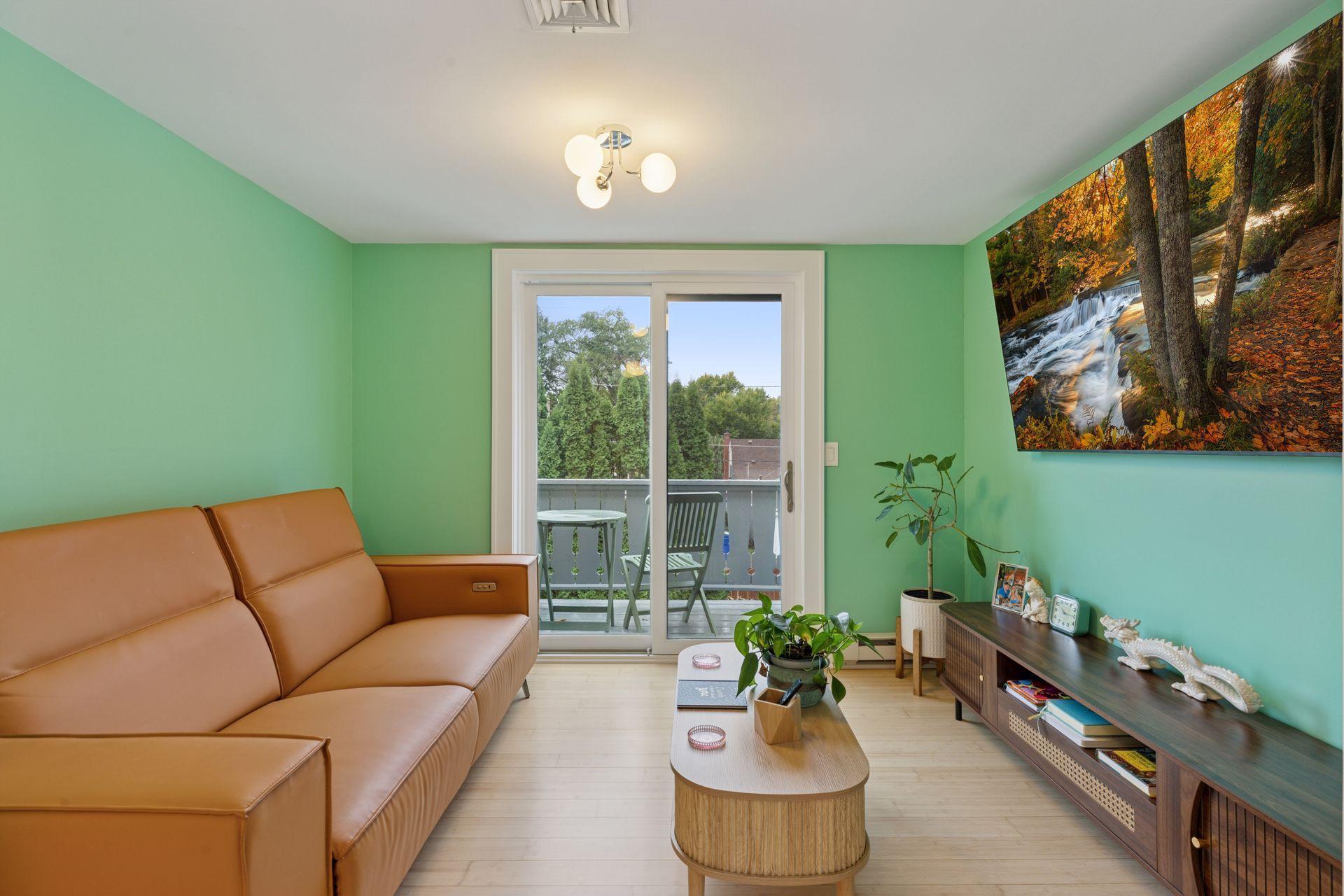 1846 Saunders Avenue