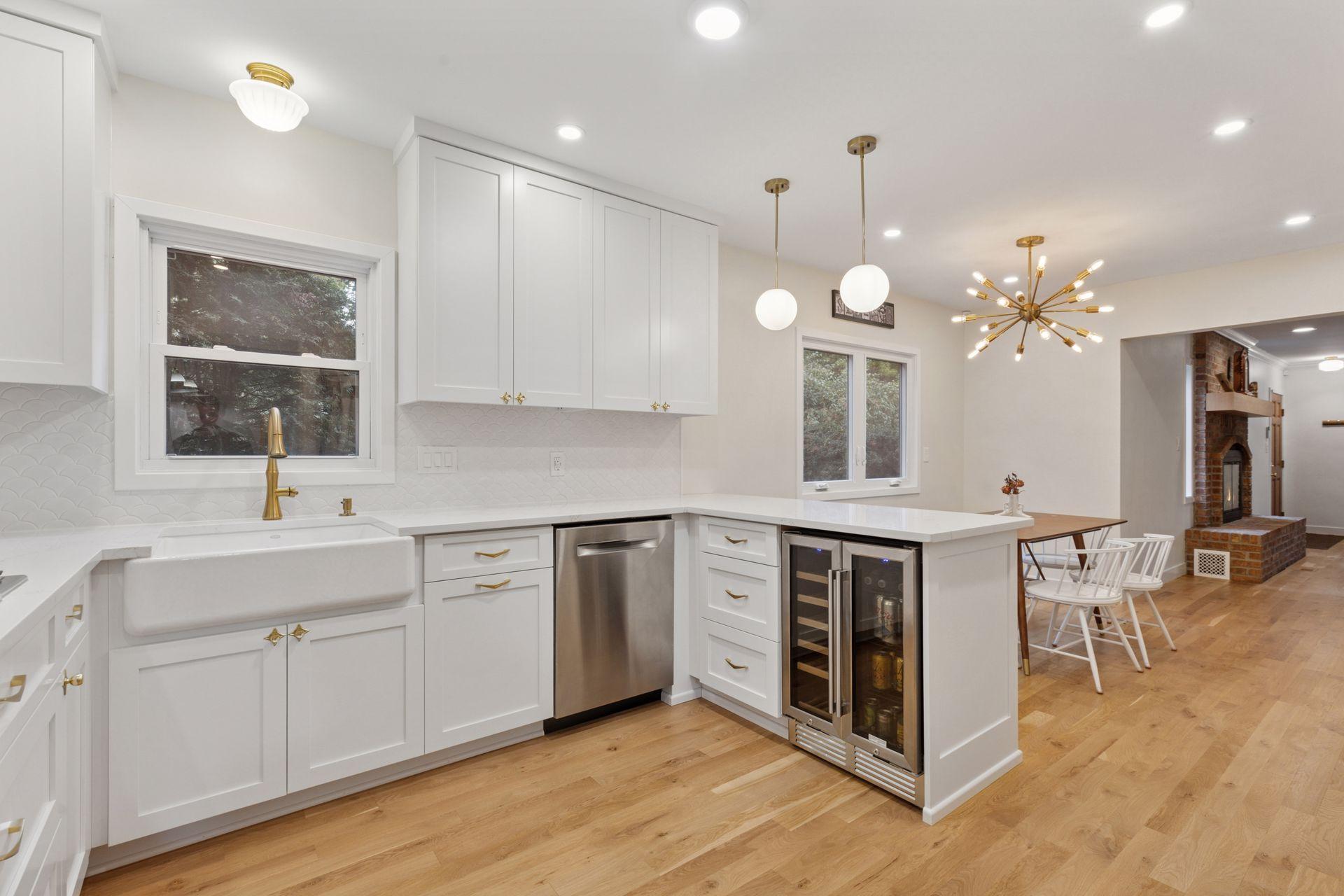 1846 Saunders Avenue