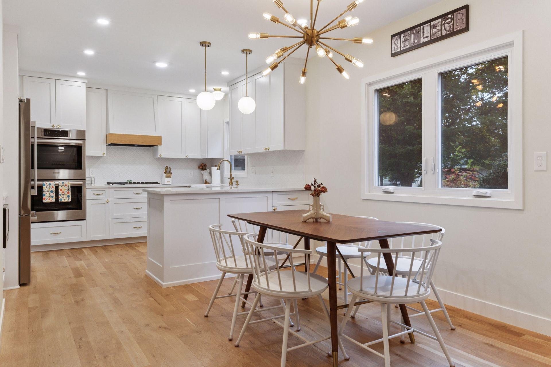 1846 Saunders Avenue