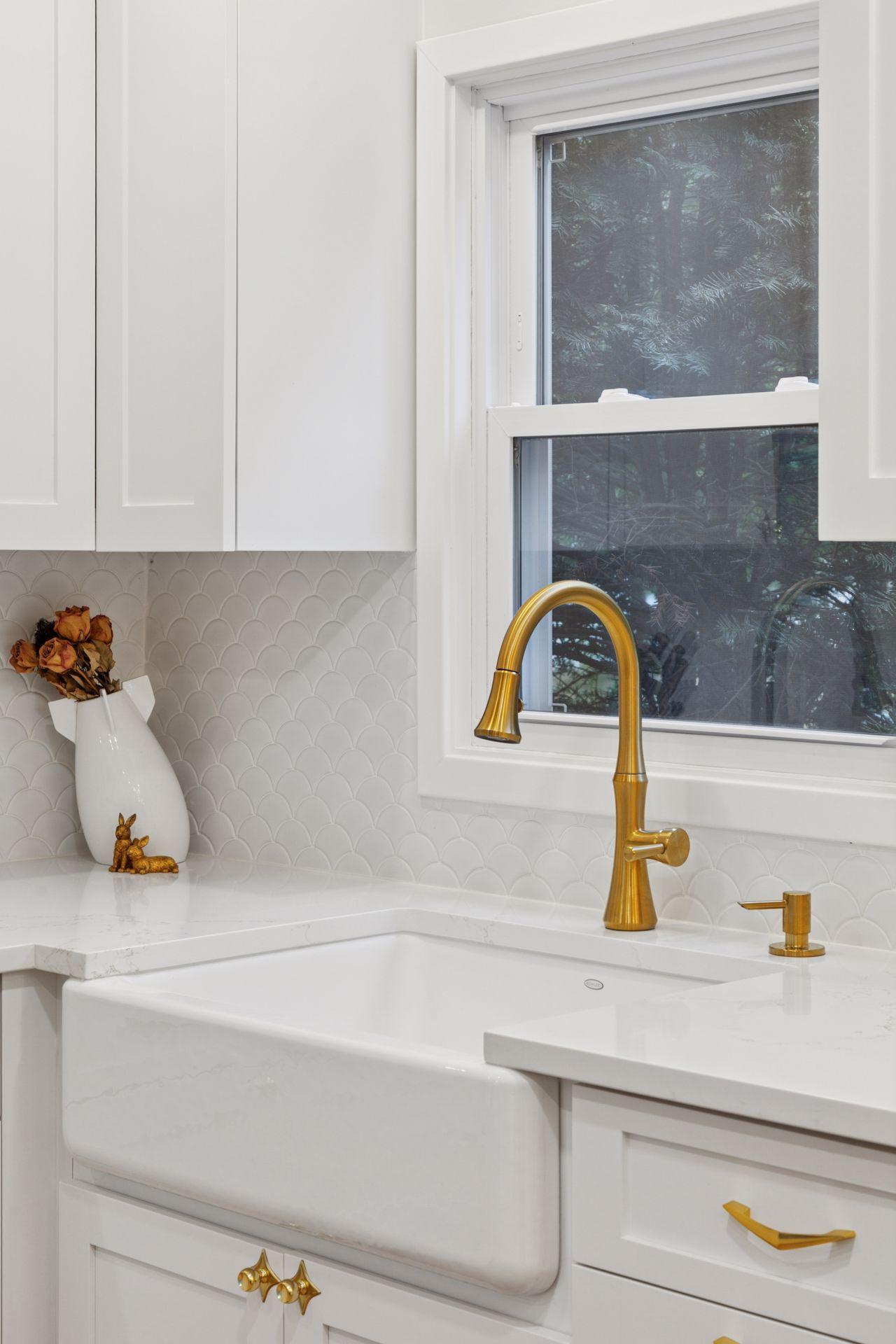 1846 Saunders Avenue