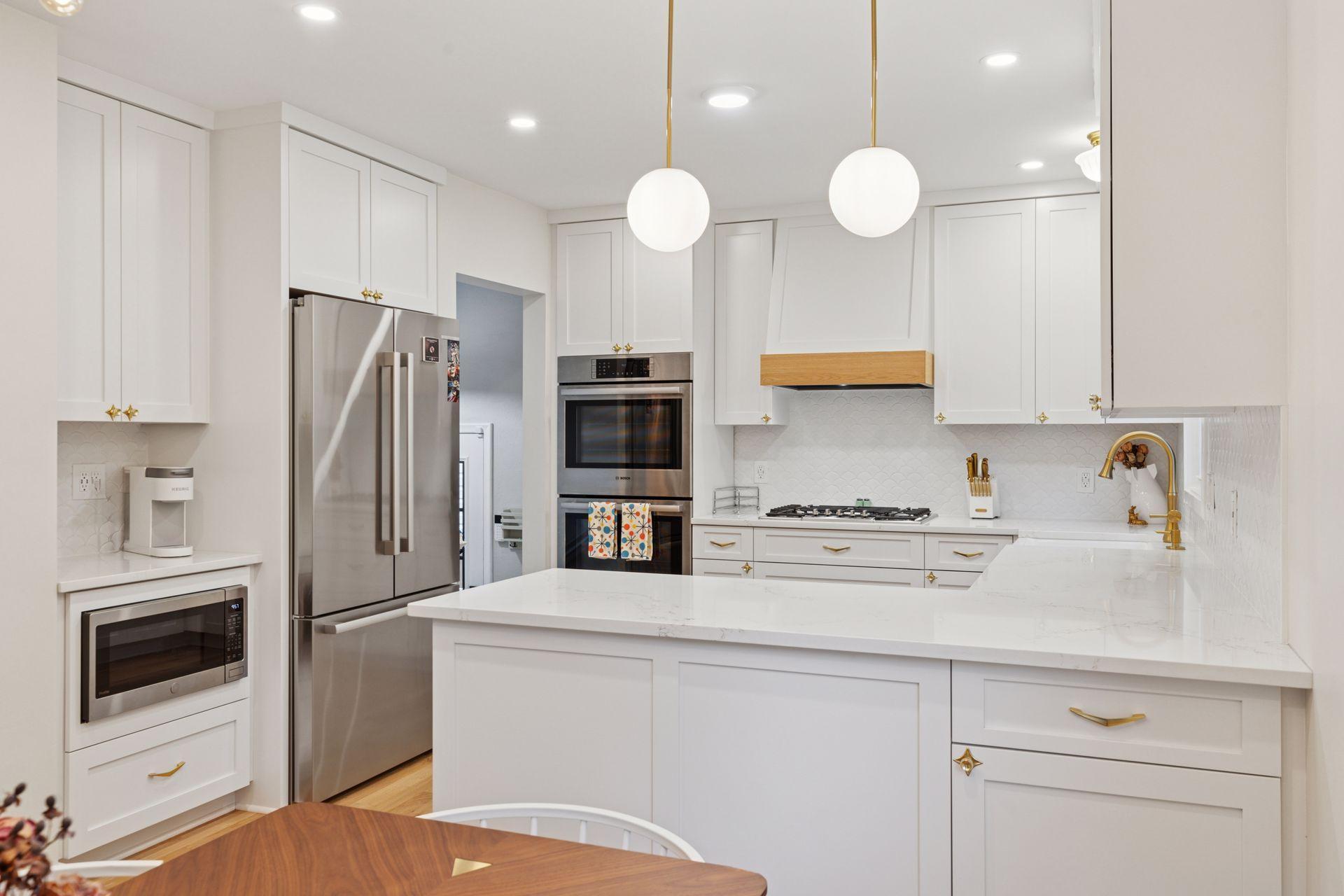 1846 Saunders Avenue