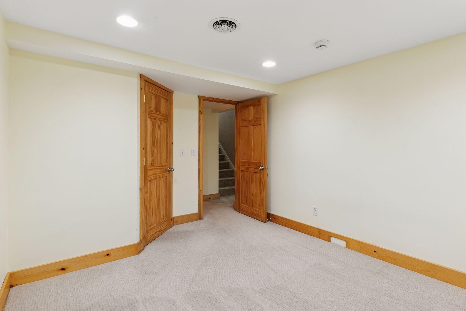 1846 Saunders Avenue