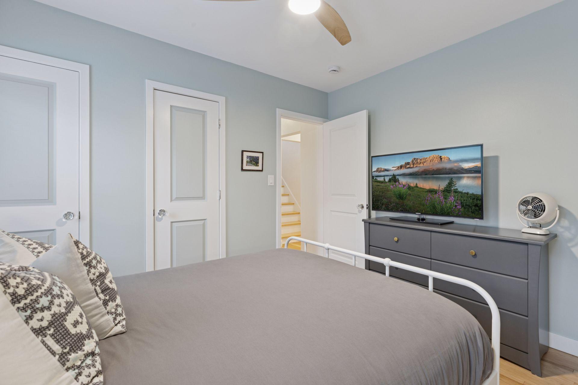 1846 Saunders Avenue