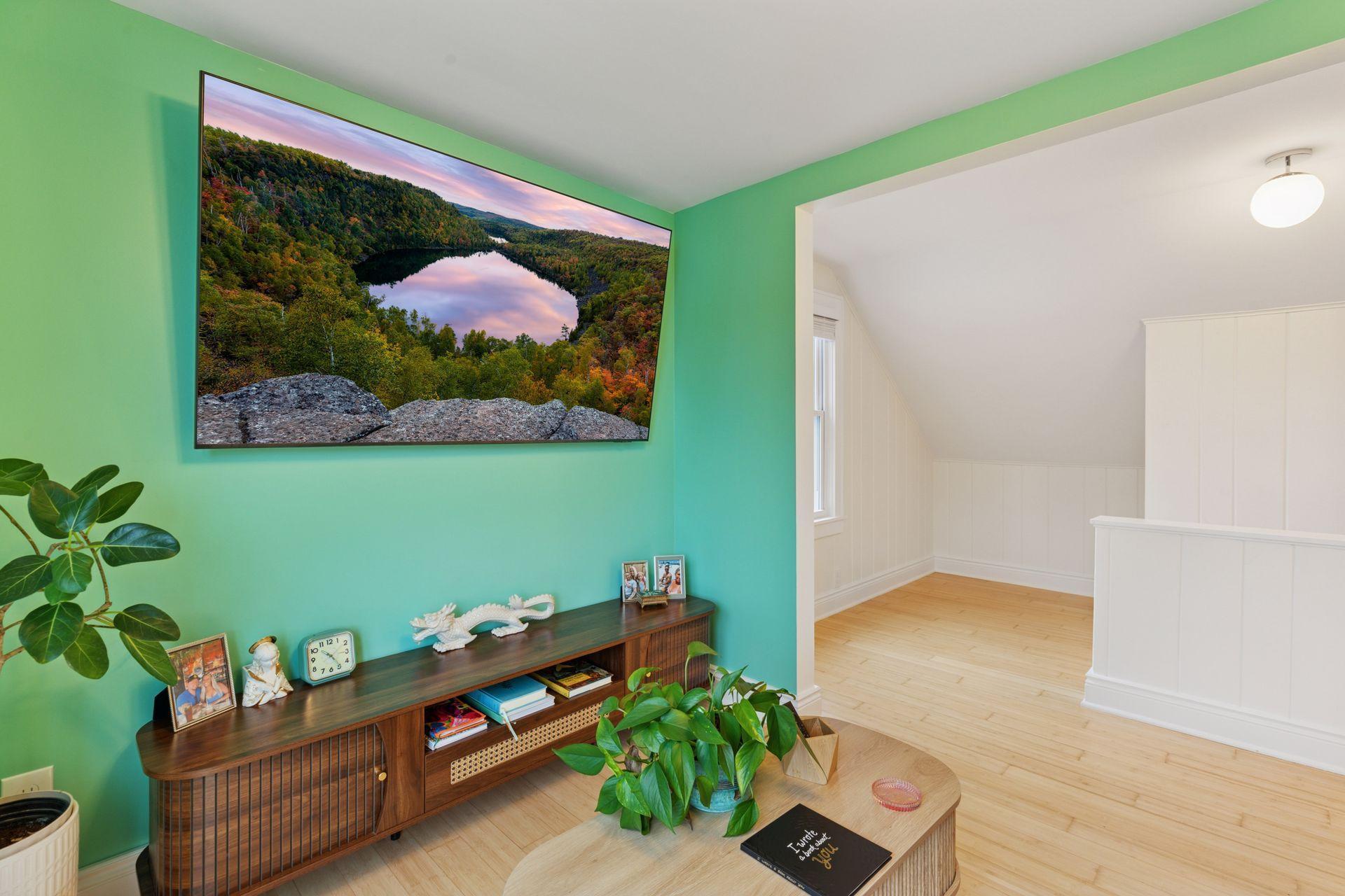 1846 Saunders Avenue