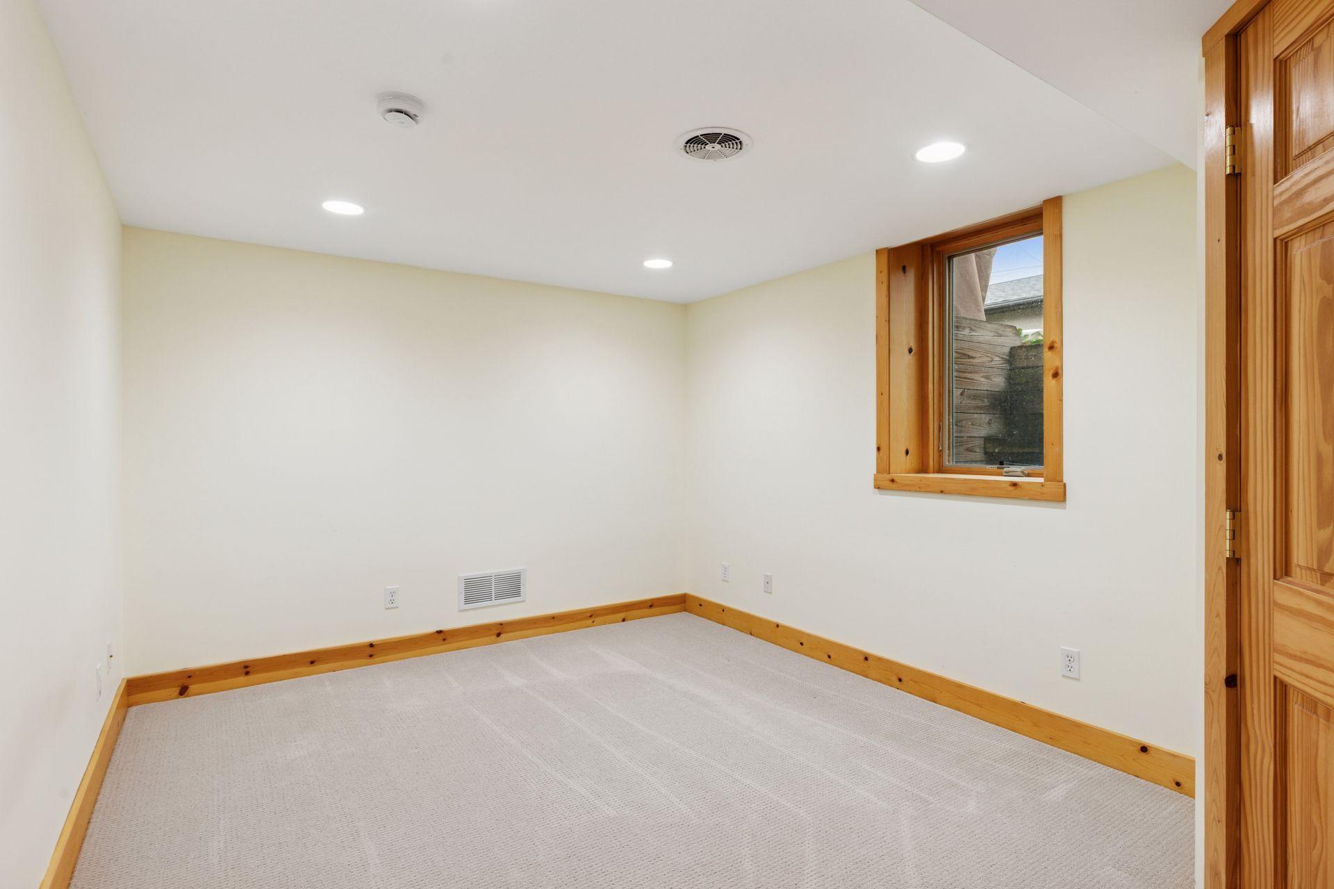 1846 Saunders Avenue