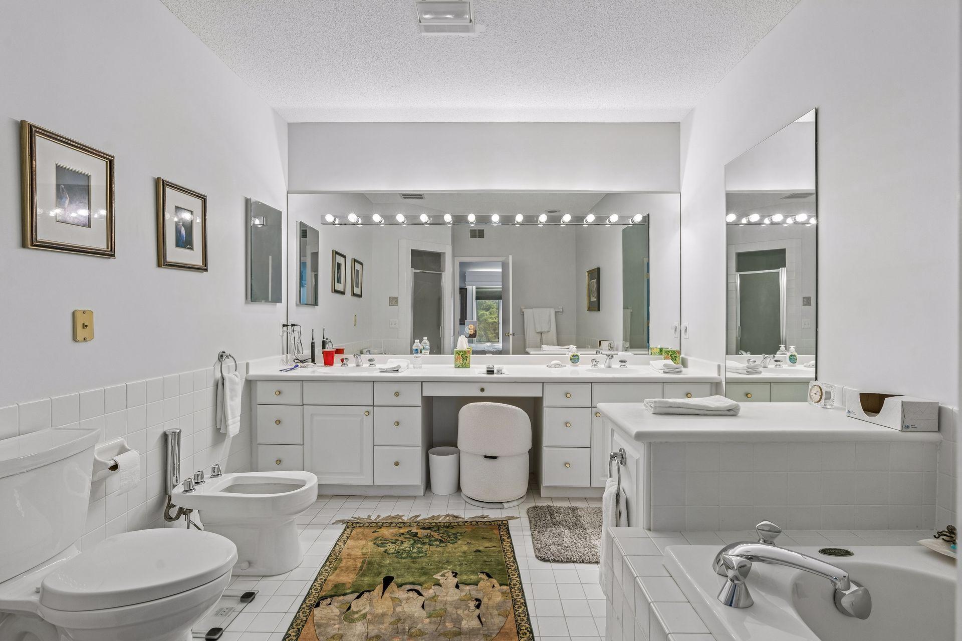 1830 Eagle Ridge Drive Unit: 2010