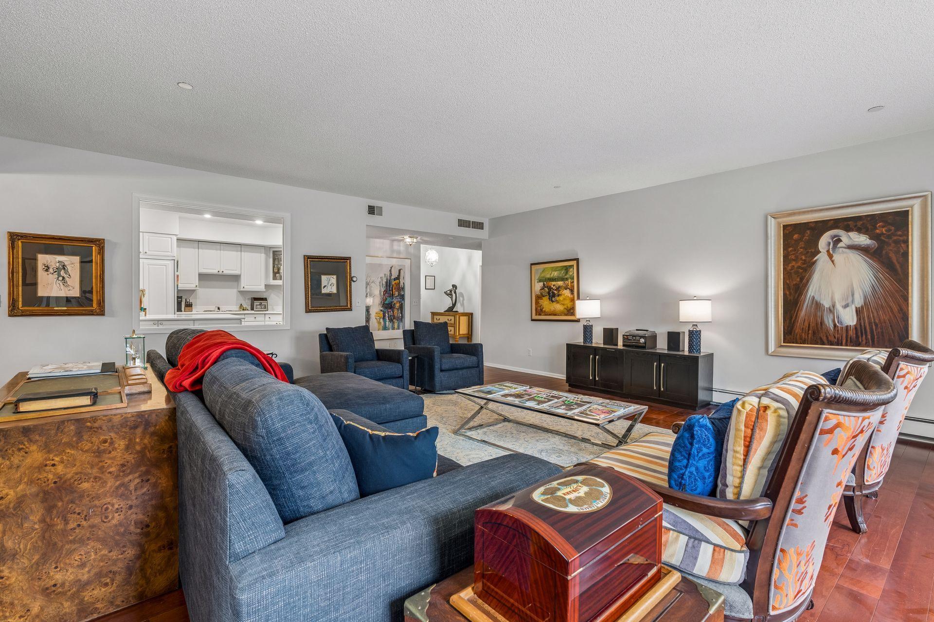 1830 Eagle Ridge Drive Unit: 2010
