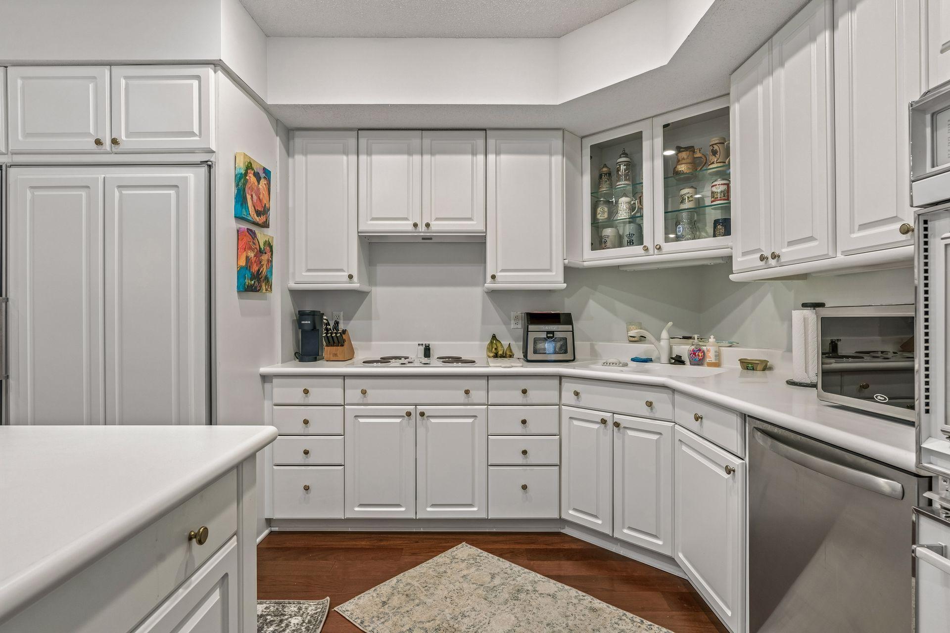 1830 Eagle Ridge Drive Unit: 2010