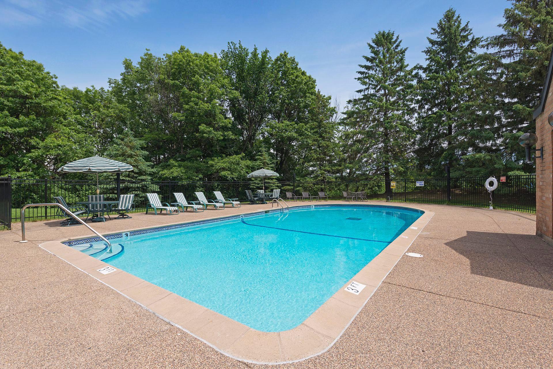1830 Eagle Ridge Drive Unit: 2010