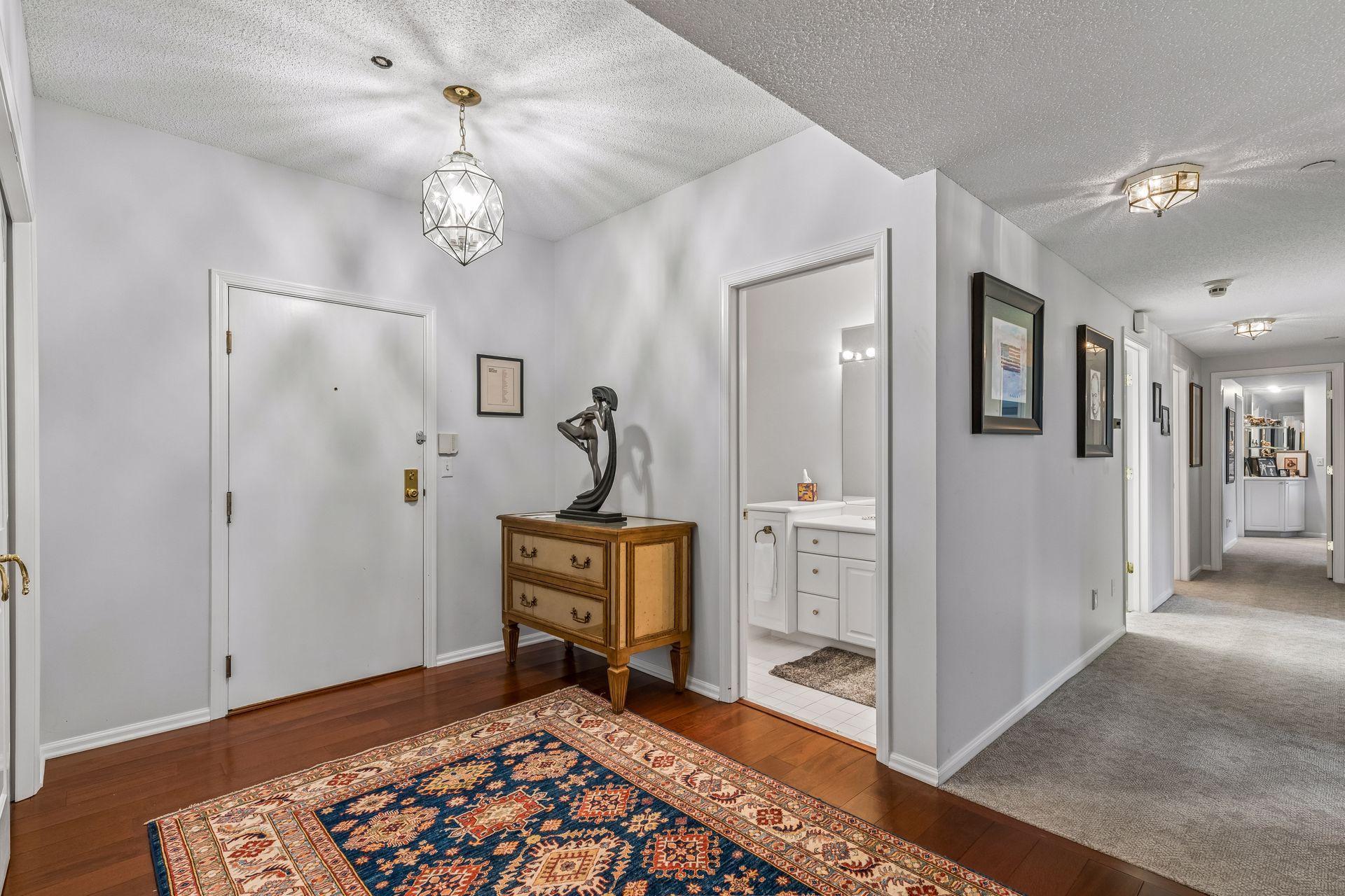 1830 Eagle Ridge Drive Unit: 2010
