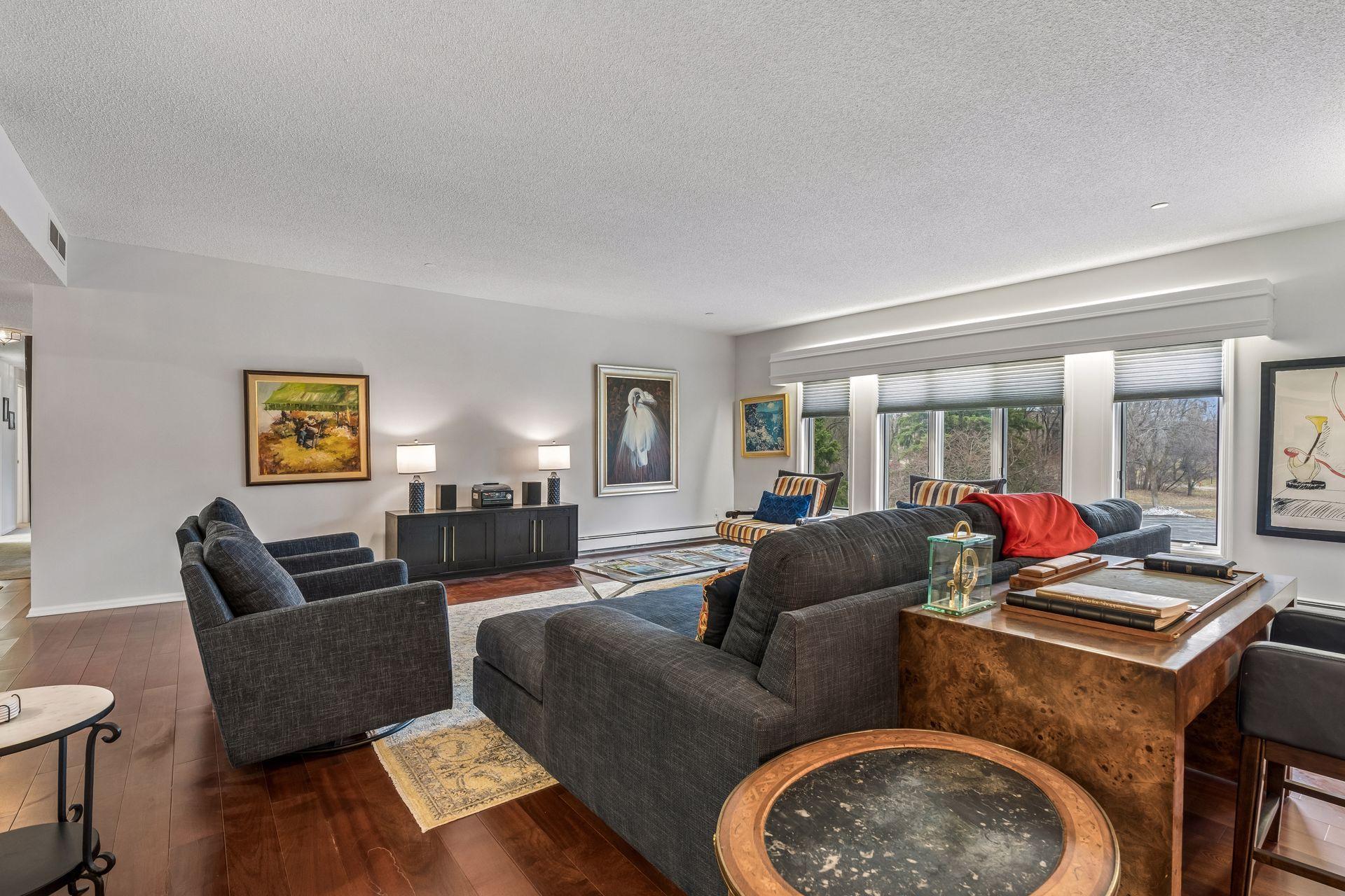 1830 Eagle Ridge Drive Unit: 2010