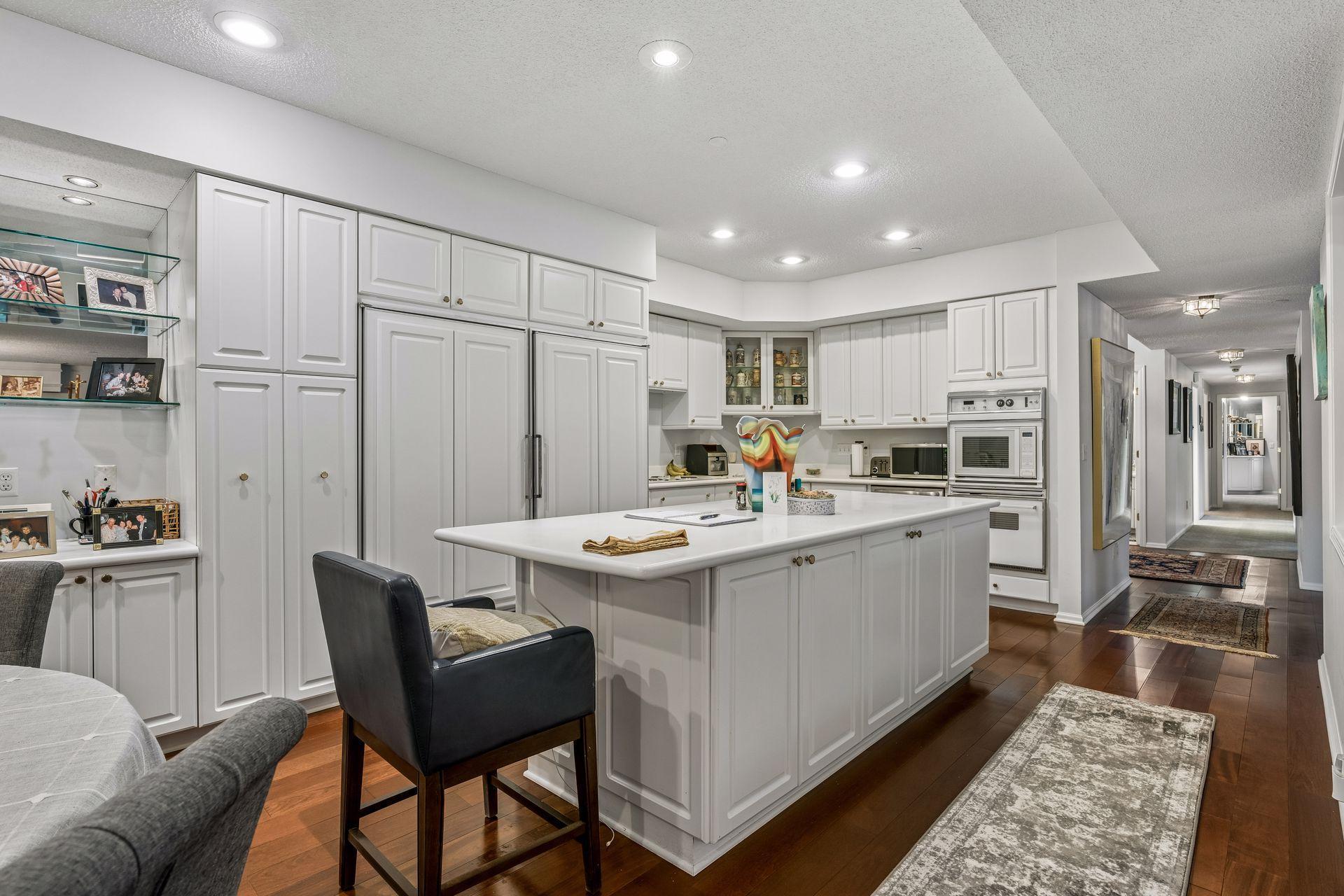 1830 Eagle Ridge Drive Unit: 2010