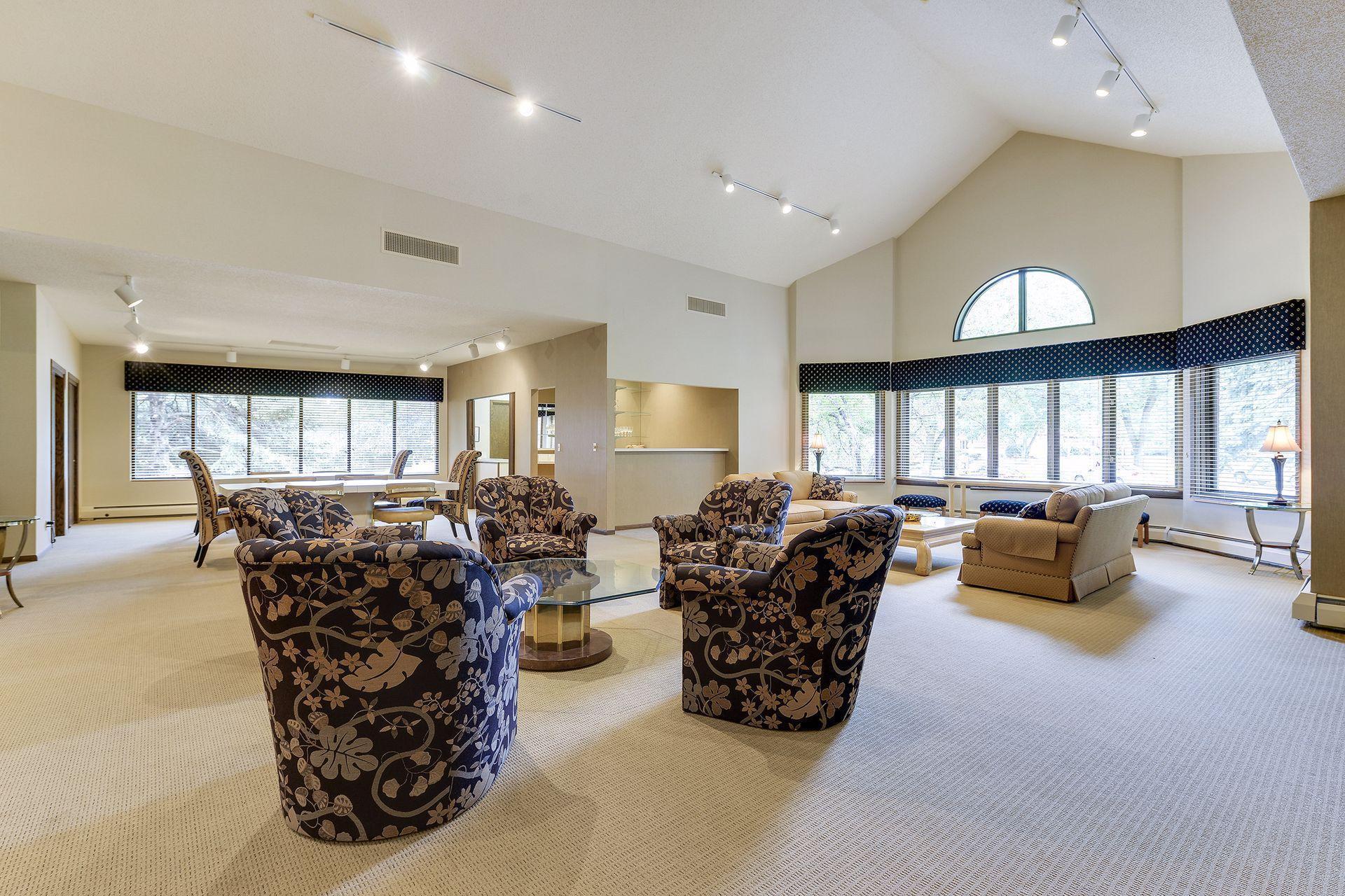 1830 Eagle Ridge Drive Unit: 2010