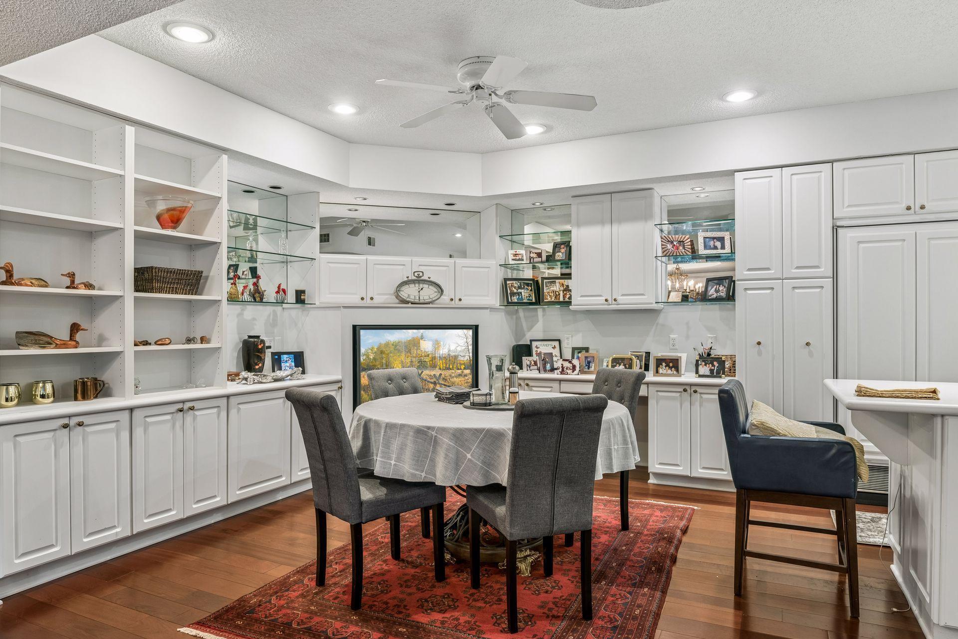 1830 Eagle Ridge Drive Unit: 2010