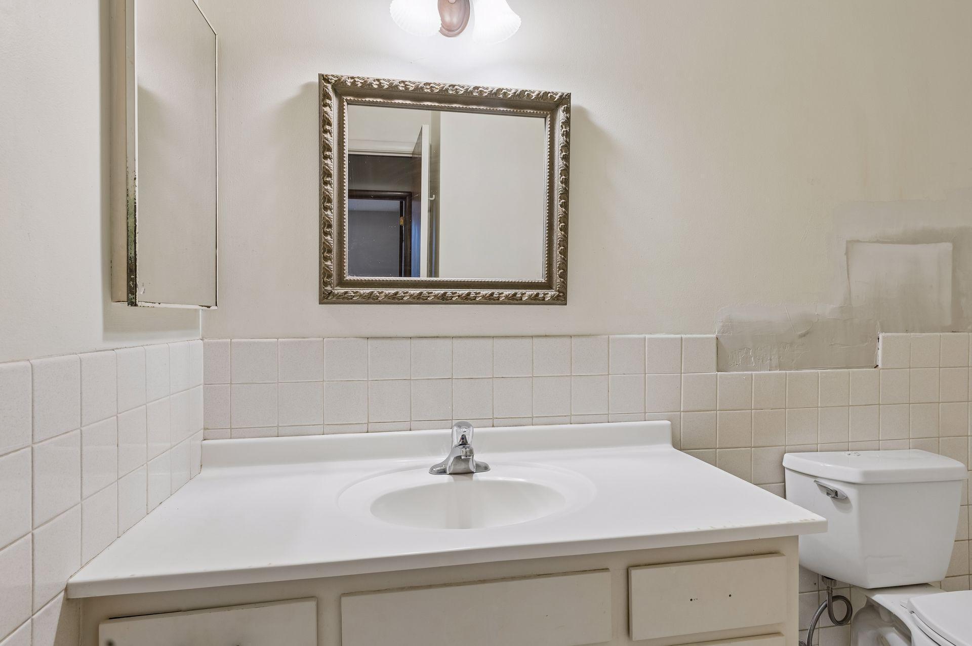 1405 E 40th Street Unit: 3F