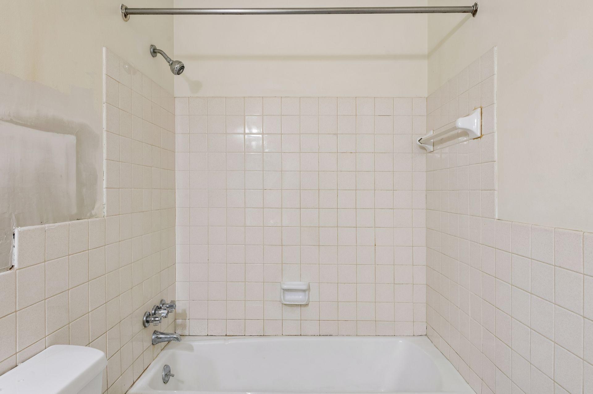 1405 E 40th Street Unit: 3F