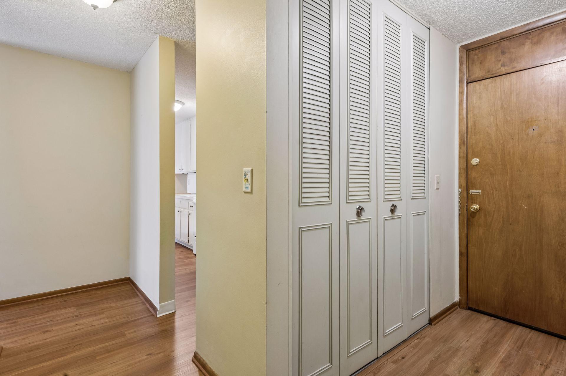 1405 E 40th Street Unit: 3F