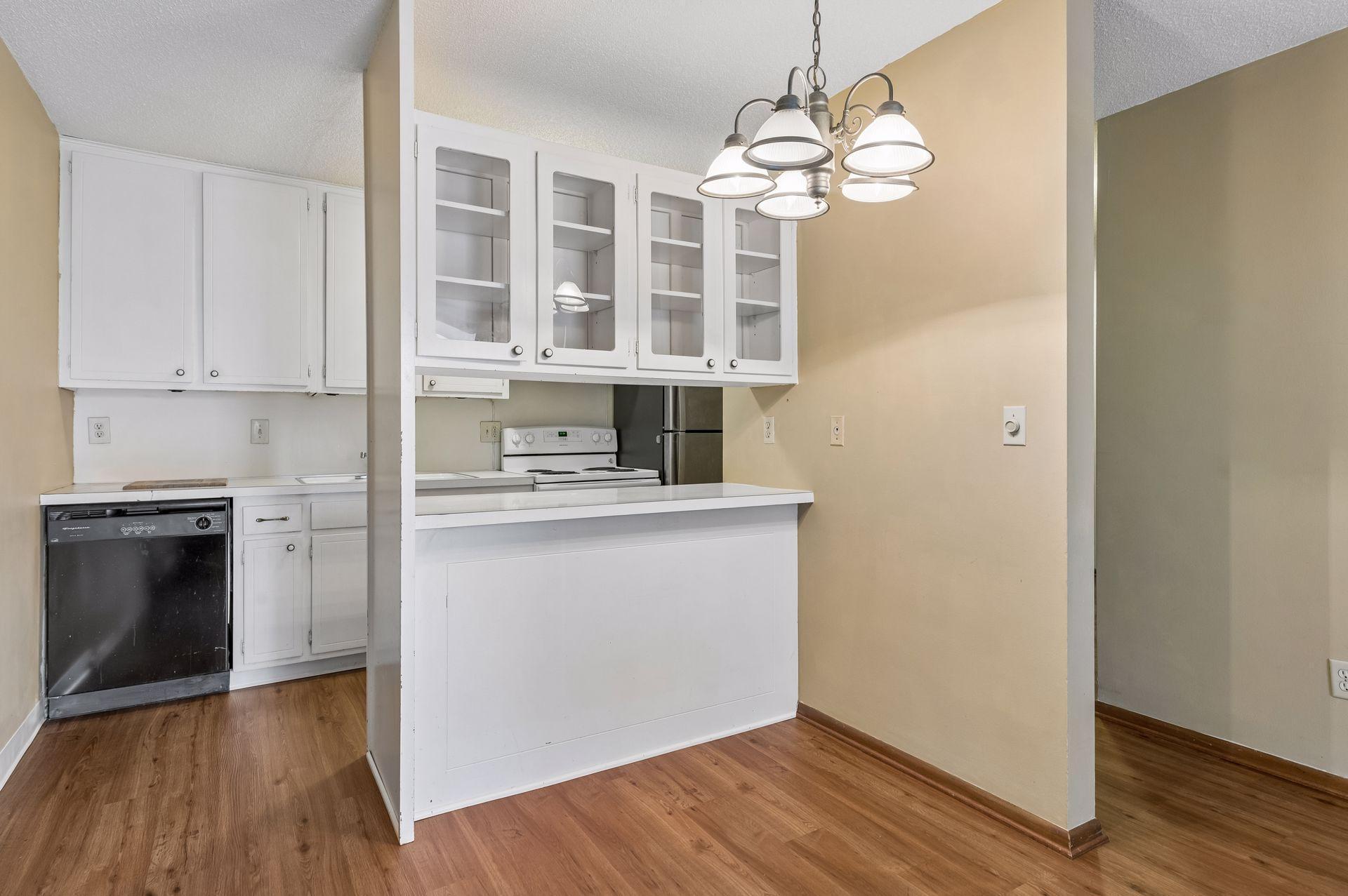 1405 E 40th Street Unit: 3F