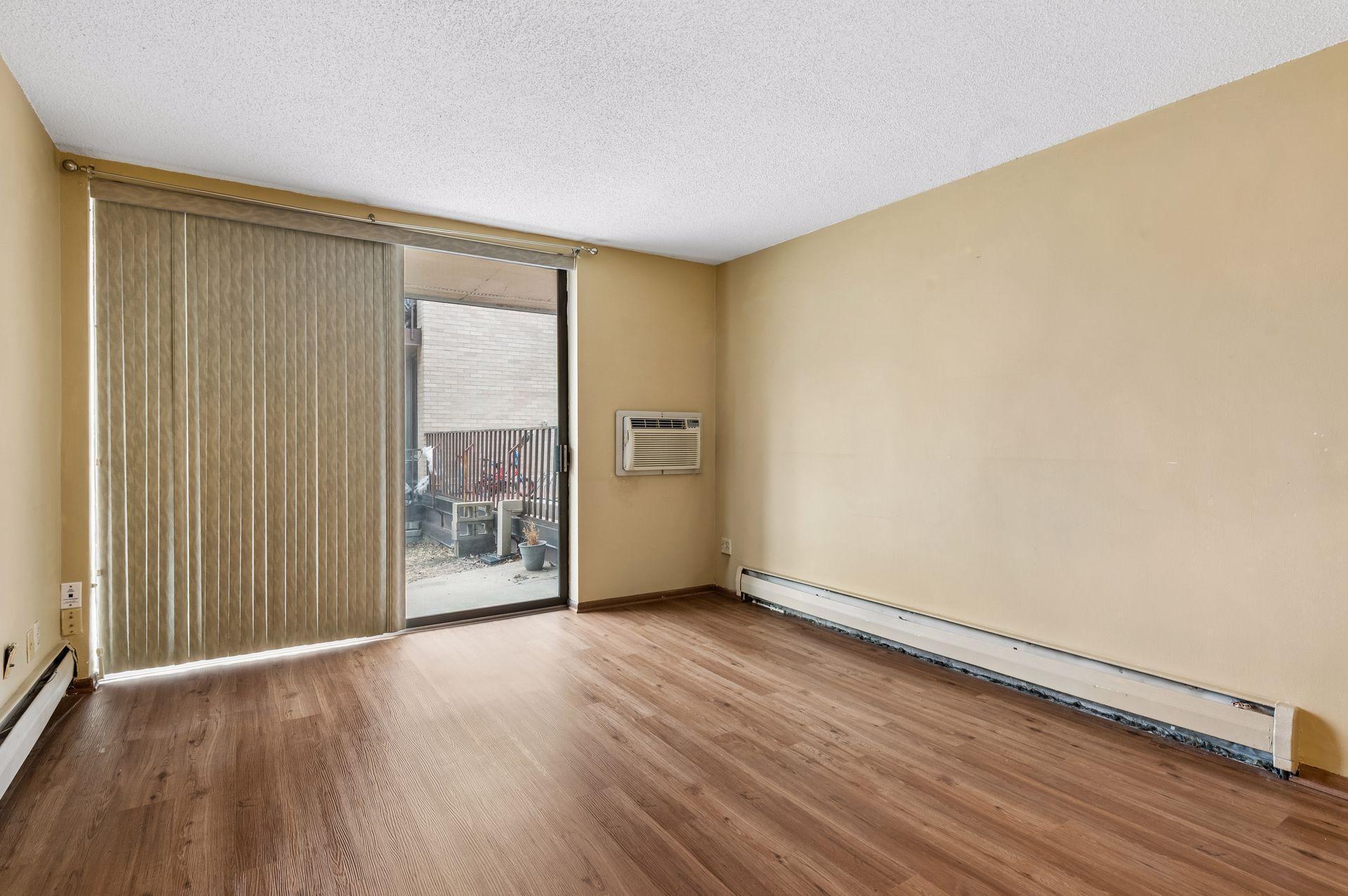 1405 E 40th Street Unit: 3F
