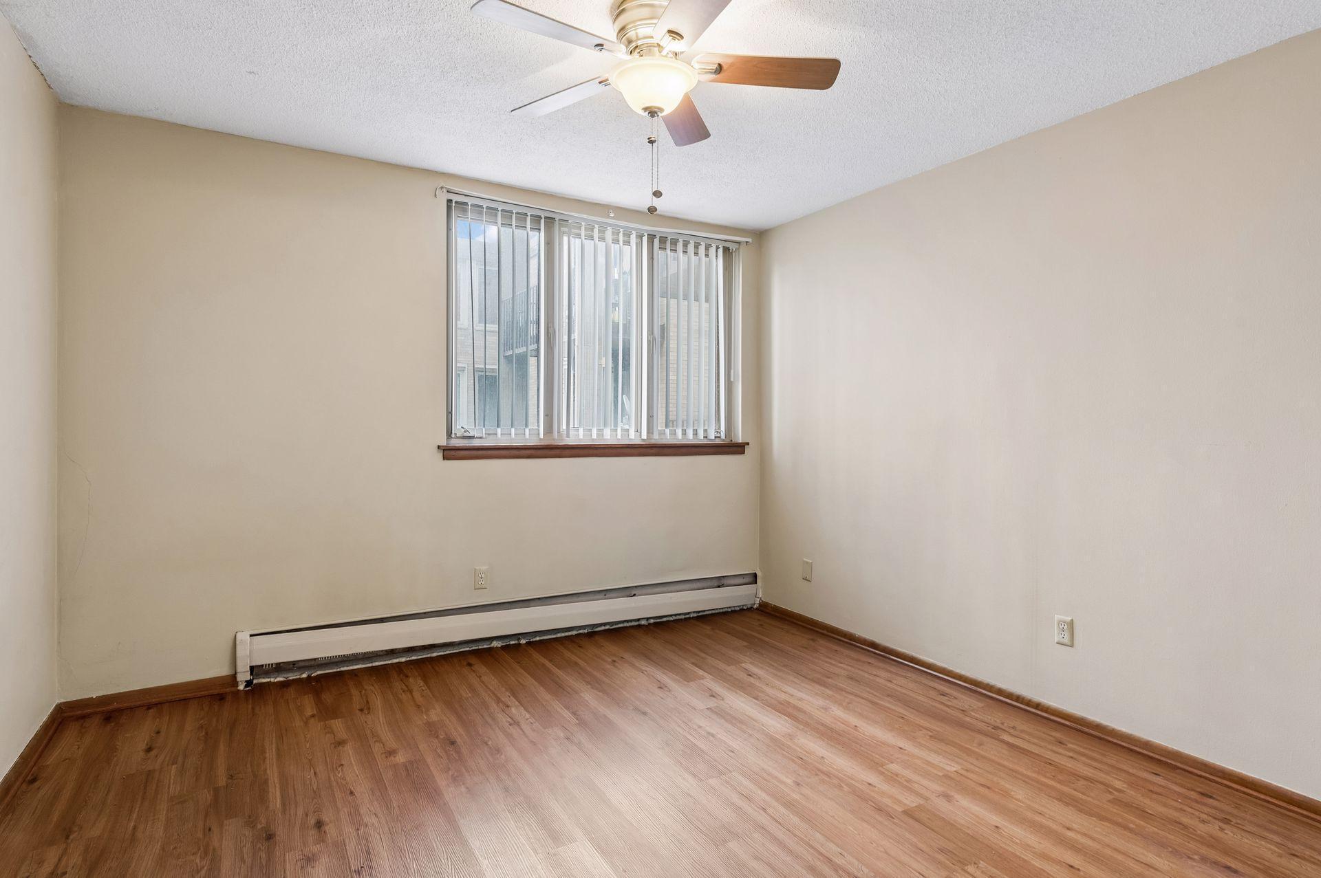 1405 E 40th Street Unit: 3F