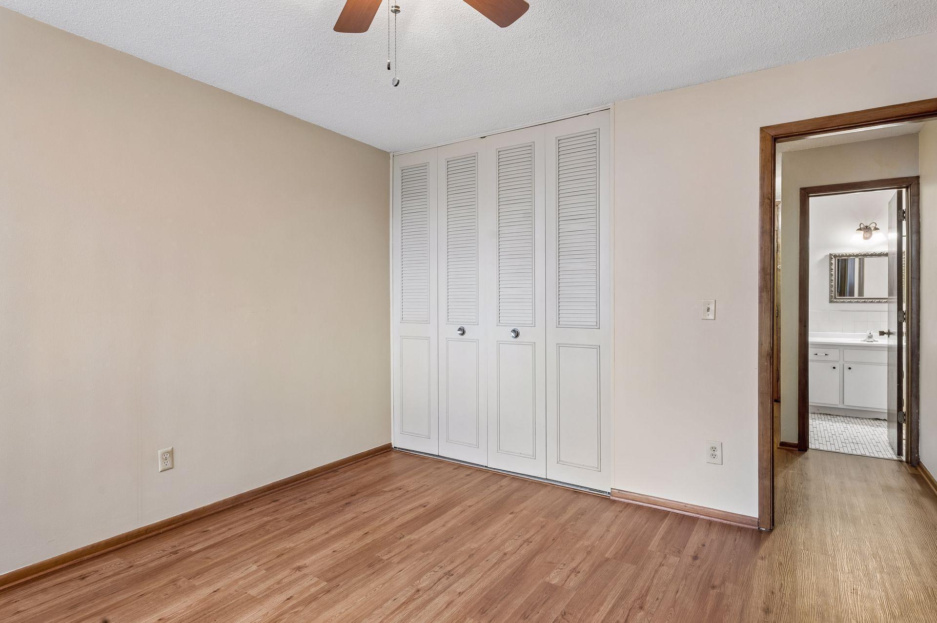 1405 E 40th Street Unit: 3F