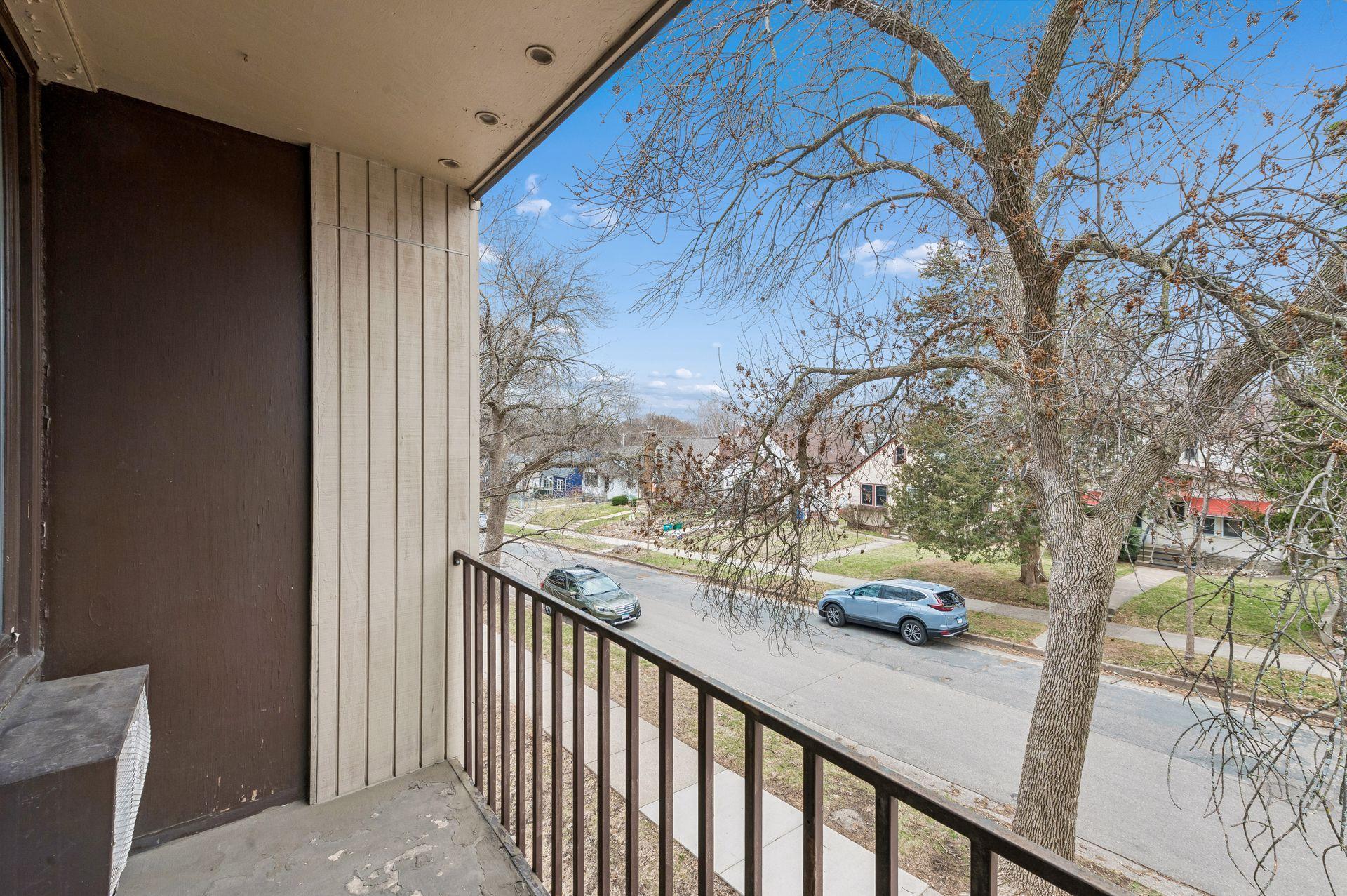 1405 E 40th Street Unit: 18F