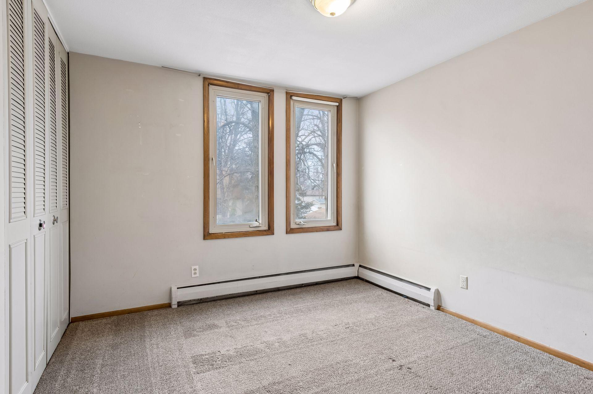 1405 E 40th Street Unit: 18F