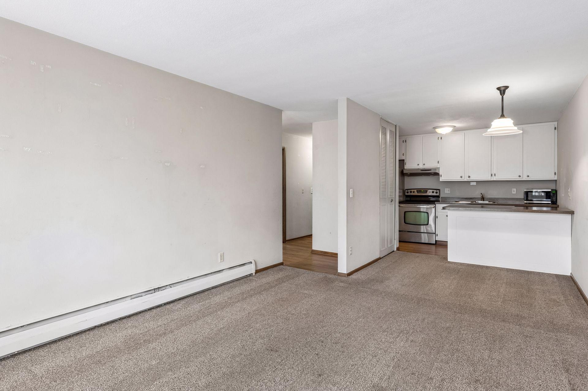 1405 E 40th Street Unit: 18F