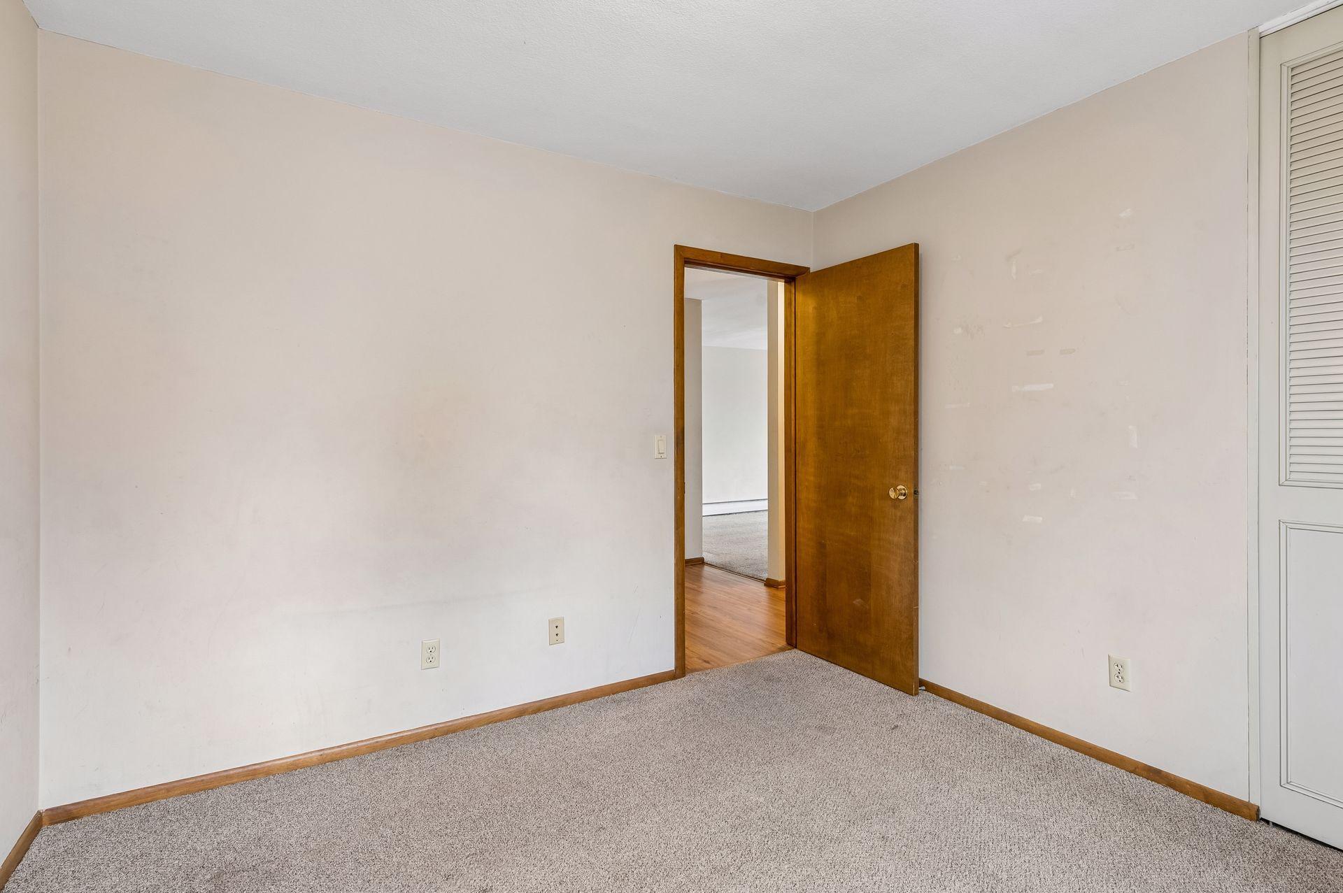 1405 E 40th Street Unit: 18F