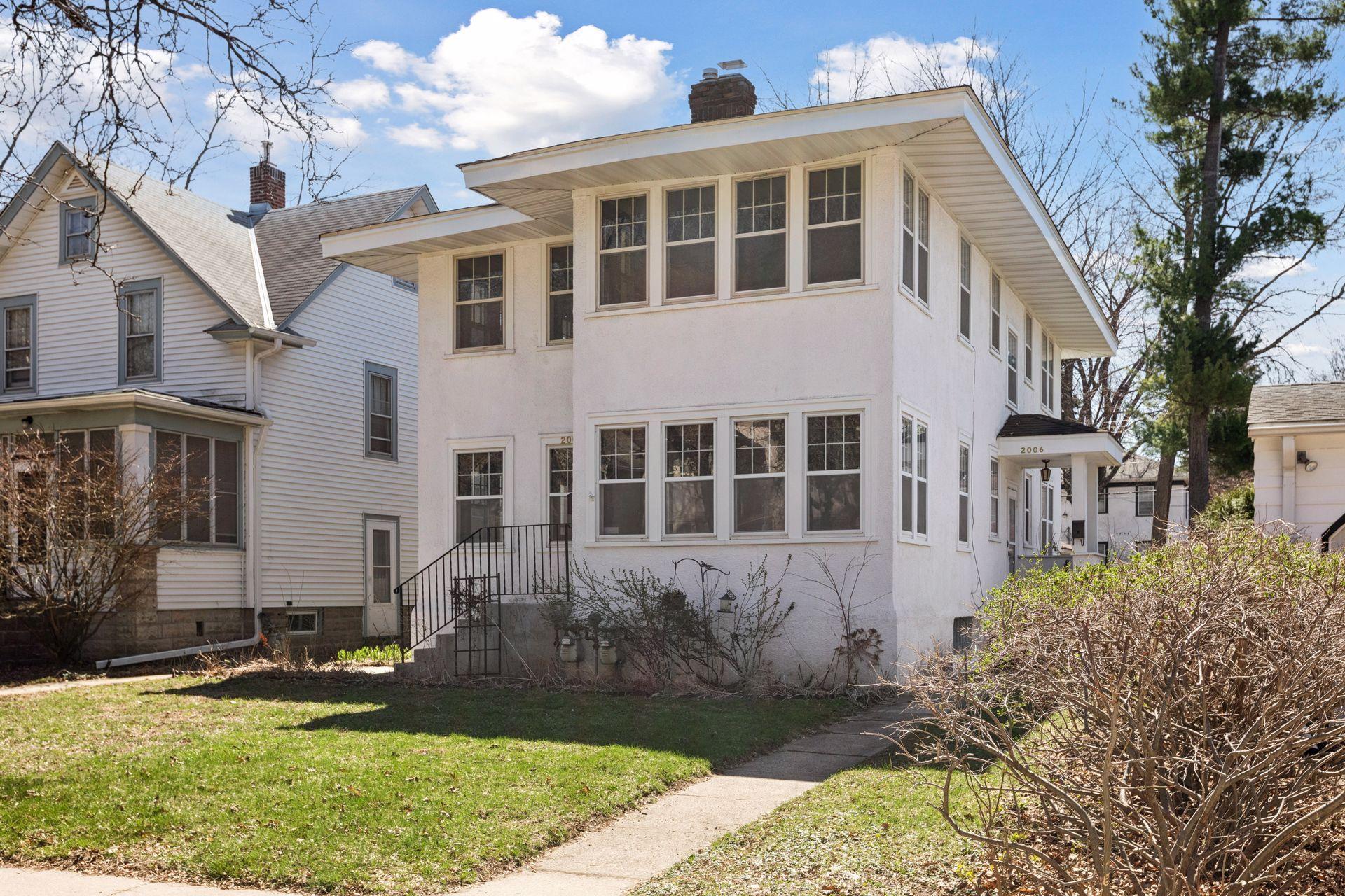 2004 Ashland Avenue
