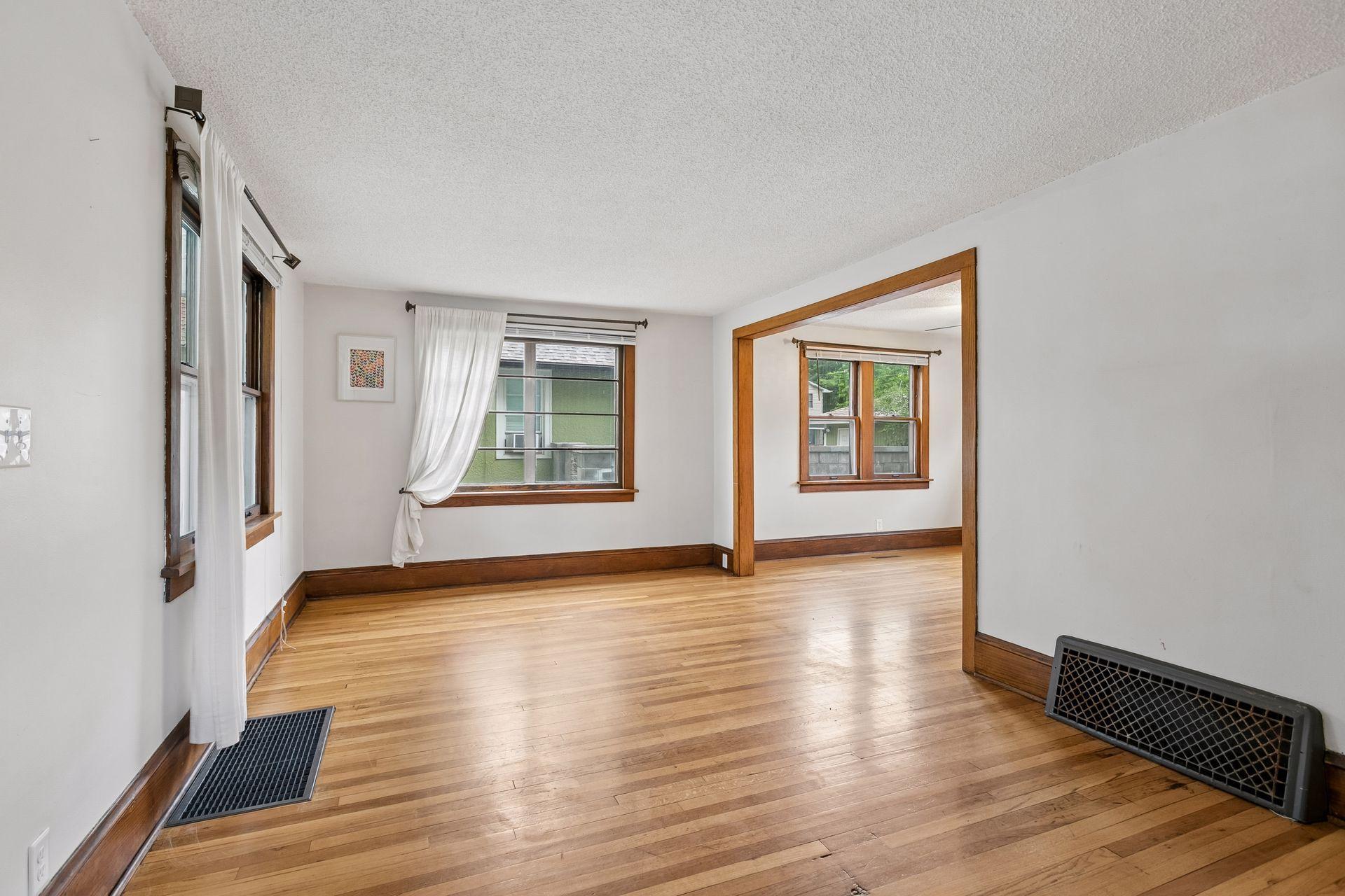 4156 Minnehaha Avenue