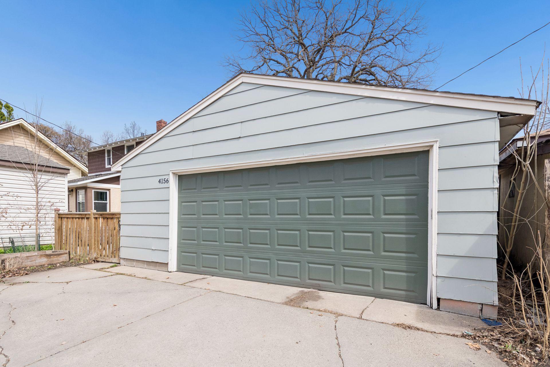 4156 Minnehaha Avenue
